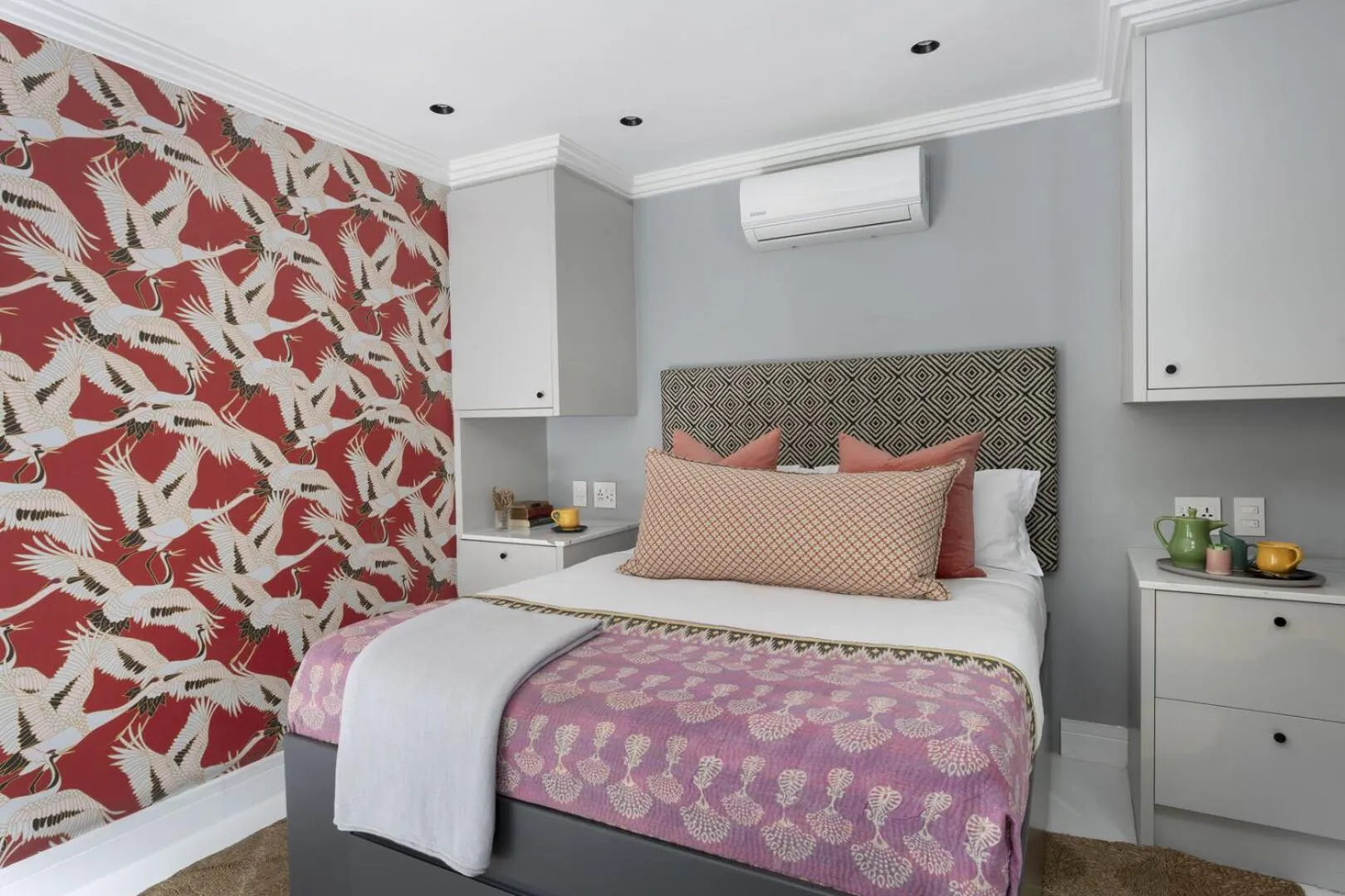 Bed in Pineapple House Boutique Hotel