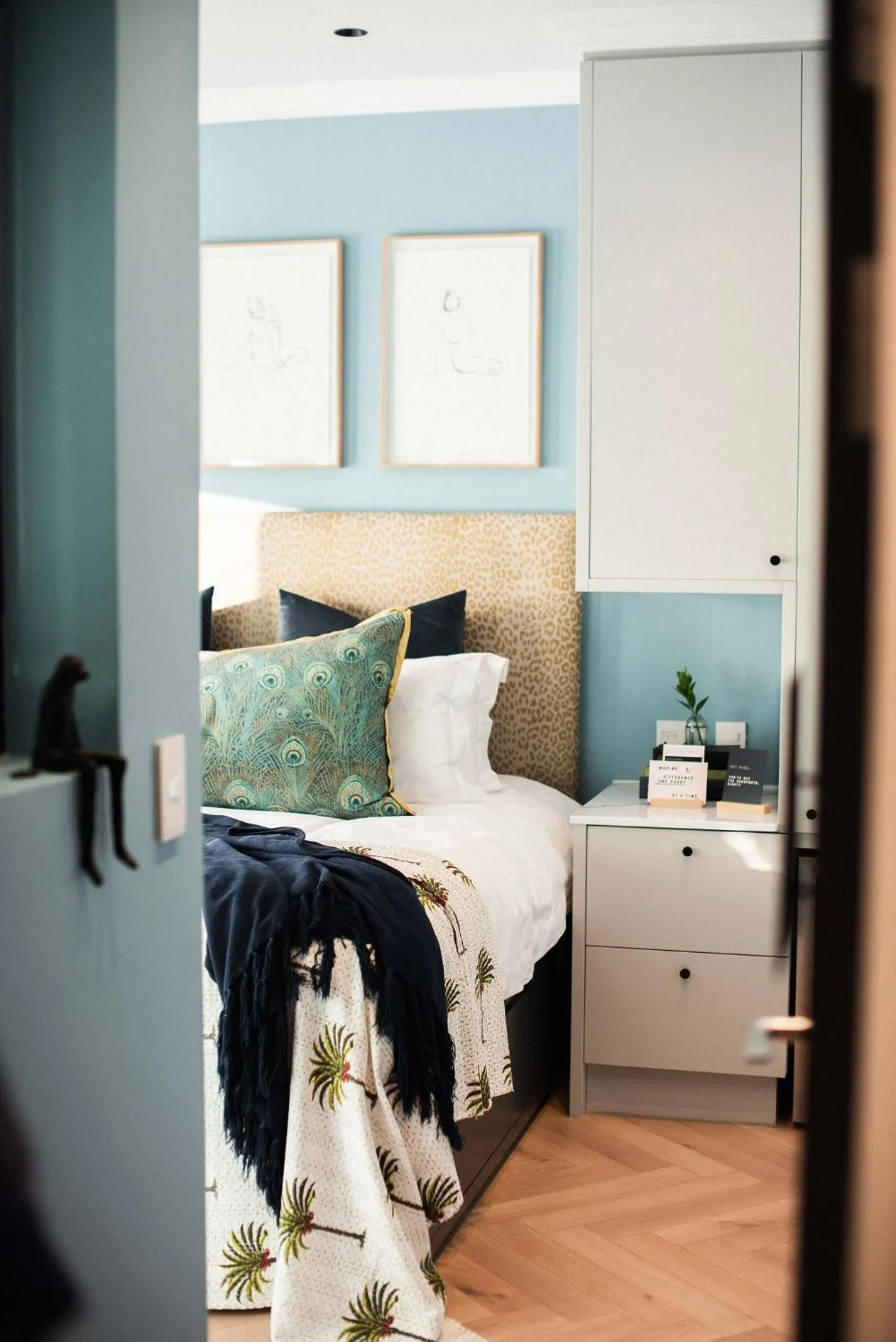 Bed in Pineapple House Boutique Hotel