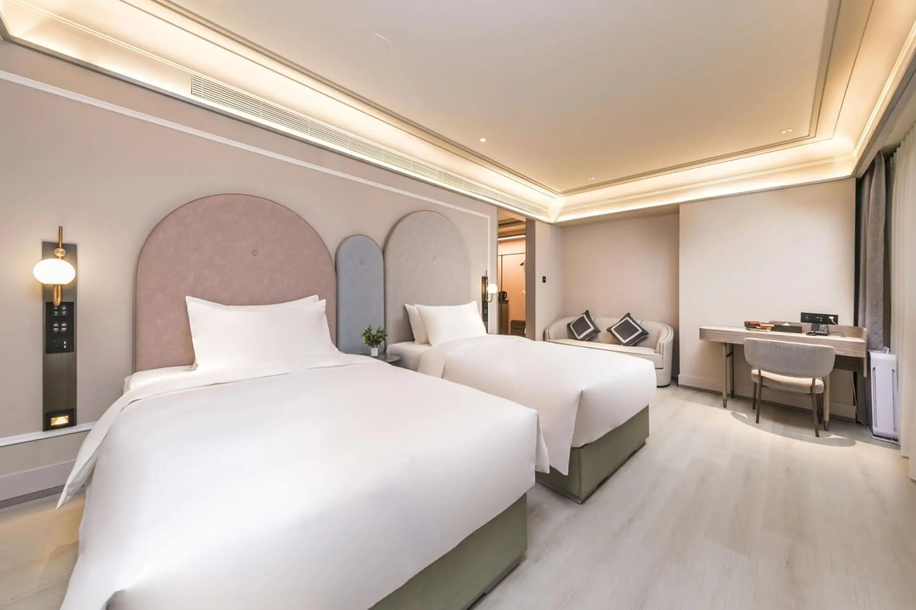 Photo of the whole room, Bed in Mercure Fuzhou Downtown Photo of the whole room, Bed in Mercure Fuzhou Downtown