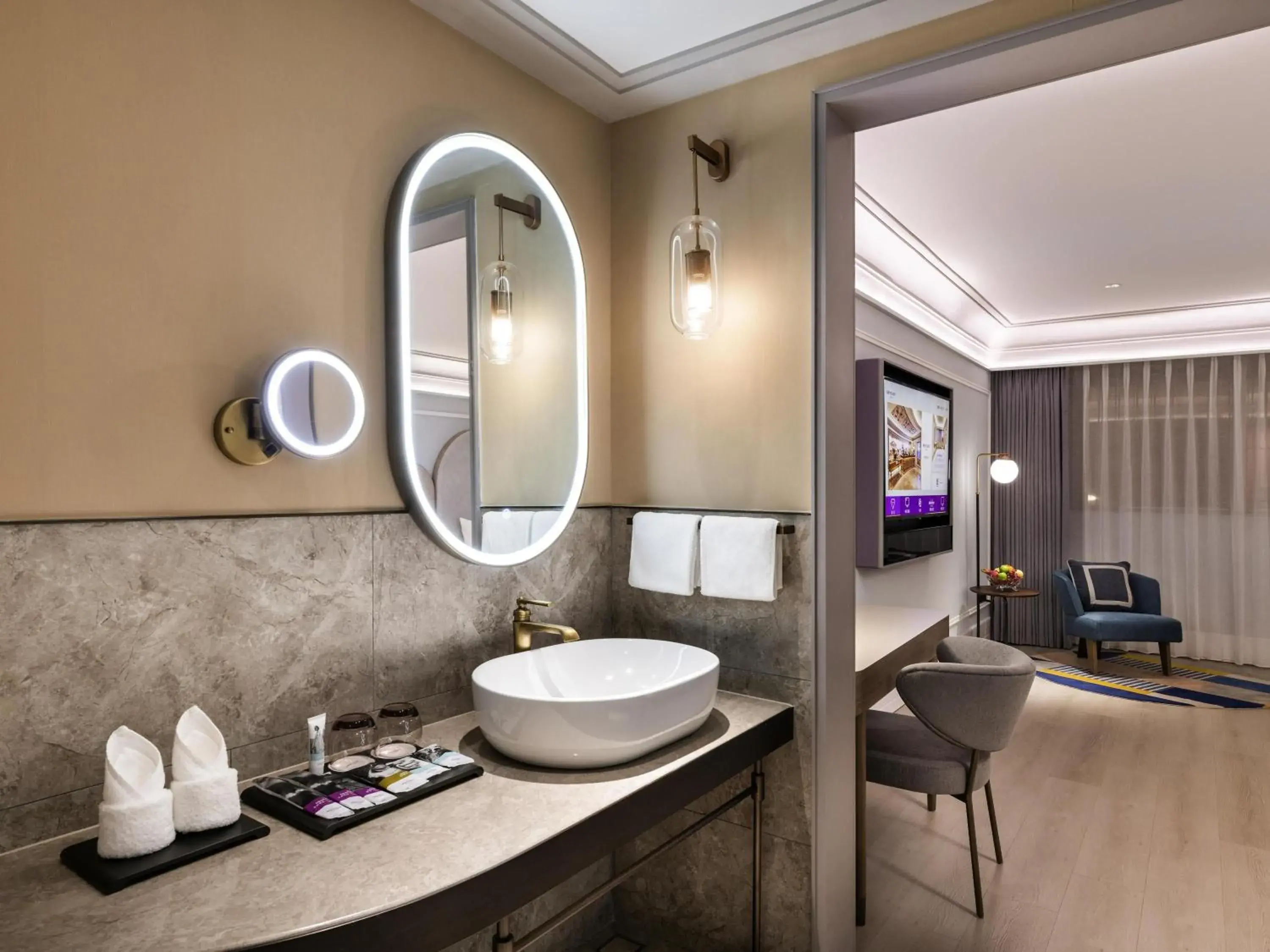 Bedroom in Mercure Fuzhou Downtown Bedroom in Mercure Fuzhou Downtown