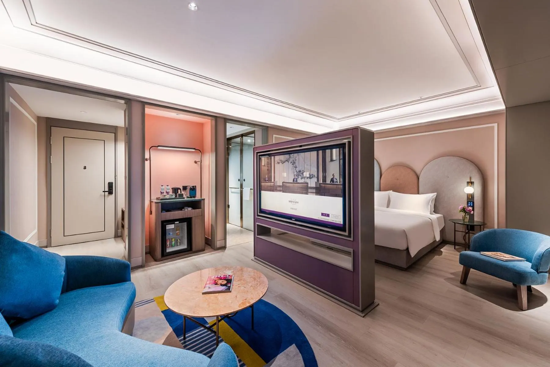 Bed in Mercure Nanjing Downtown