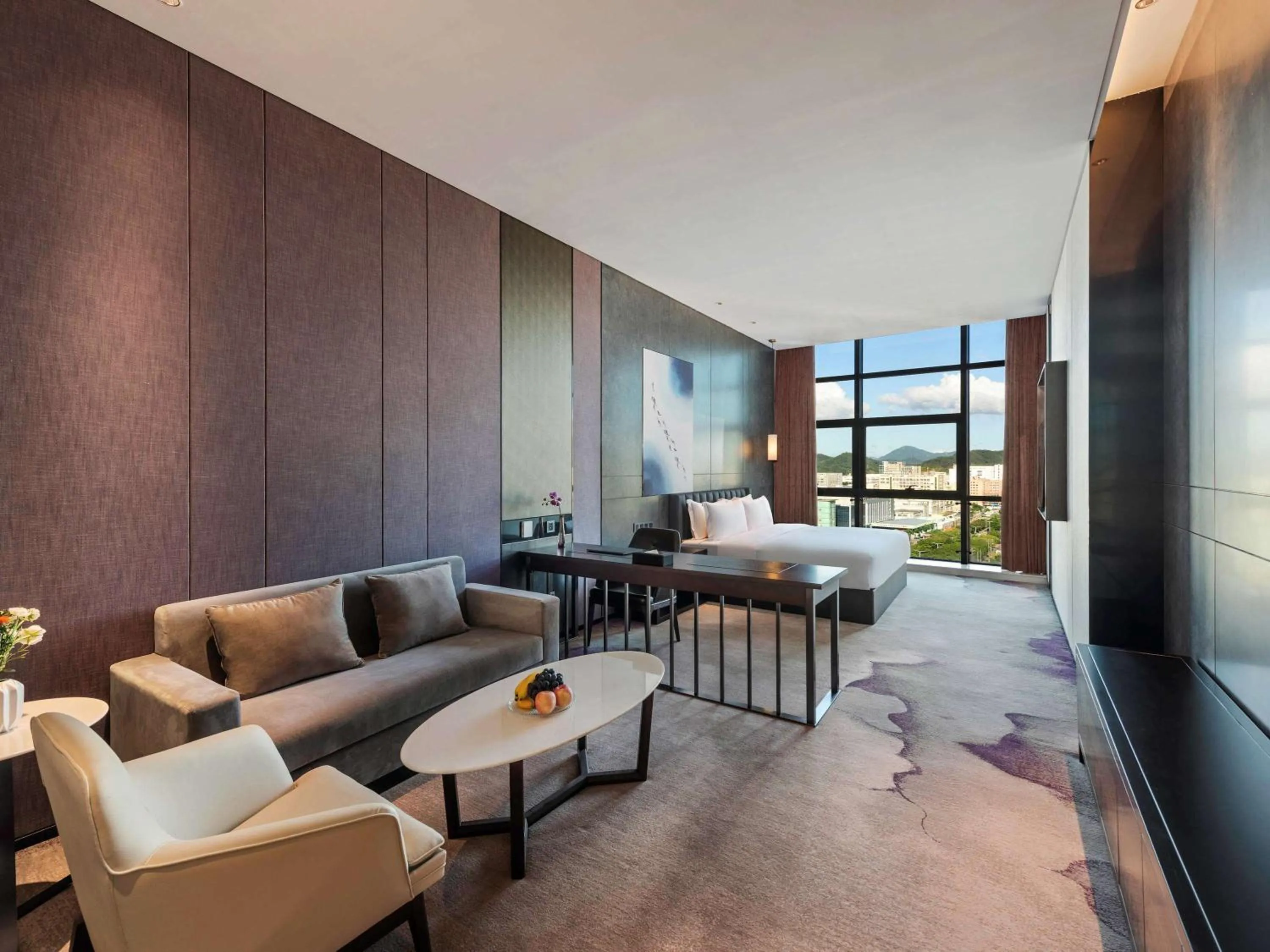 Photo of the whole room in Mercure Shenzhen Longgang