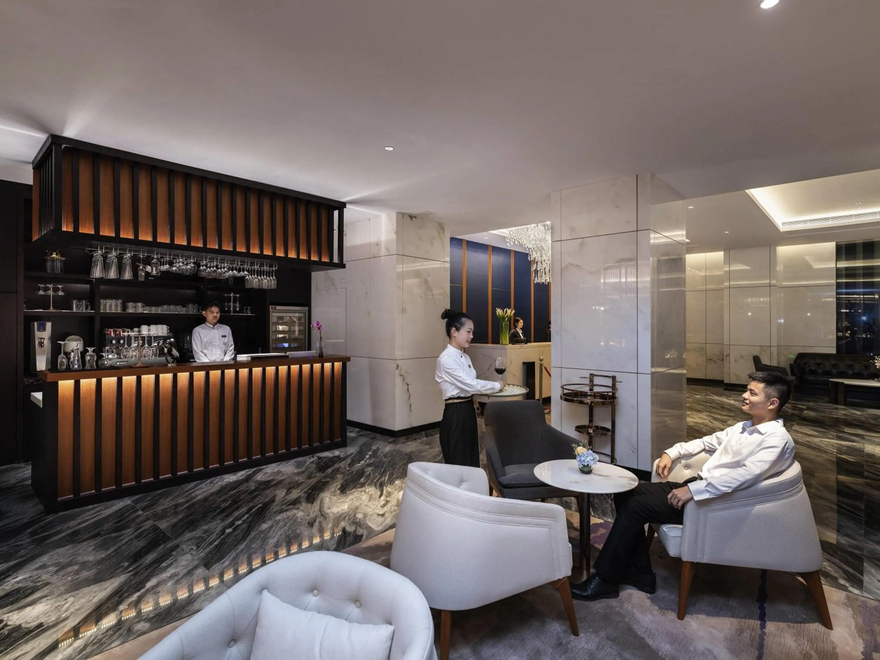 Lounge or bar in Mercure Shenzhen Longgang