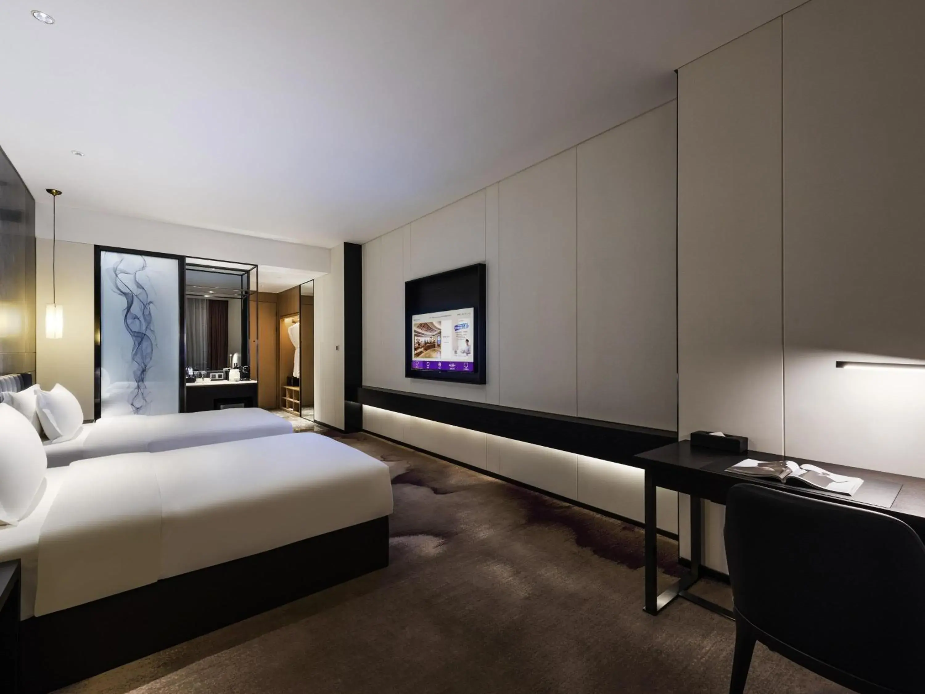 Bedroom, Bed in Mercure Shenzhen Longgang Bedroom, Bed in Mercure Shenzhen Longgang