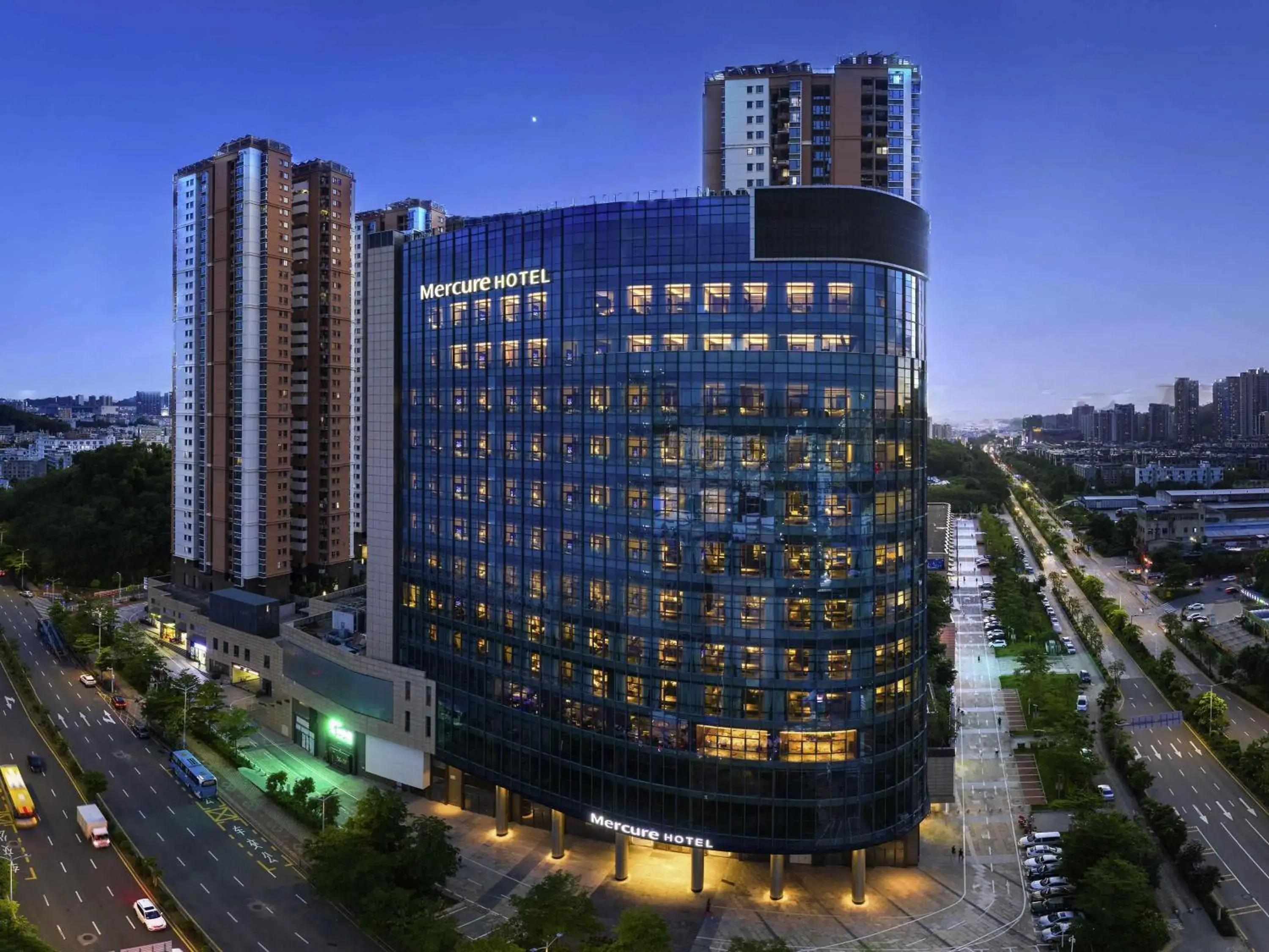 Property building in Mercure Shenzhen Longgang Property building in Mercure Shenzhen Longgang