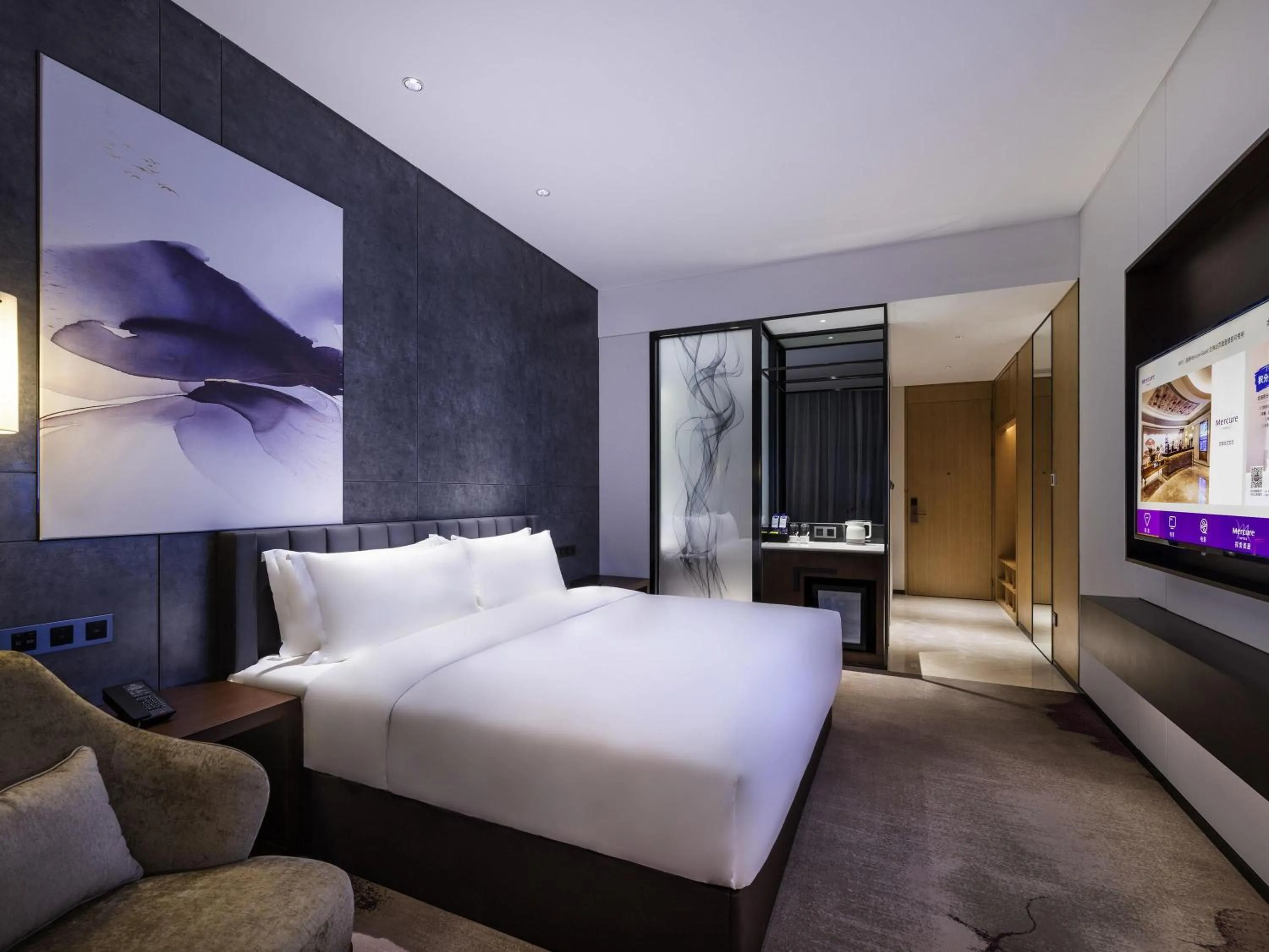 Bedroom, Bed in Mercure Shenzhen Longgang