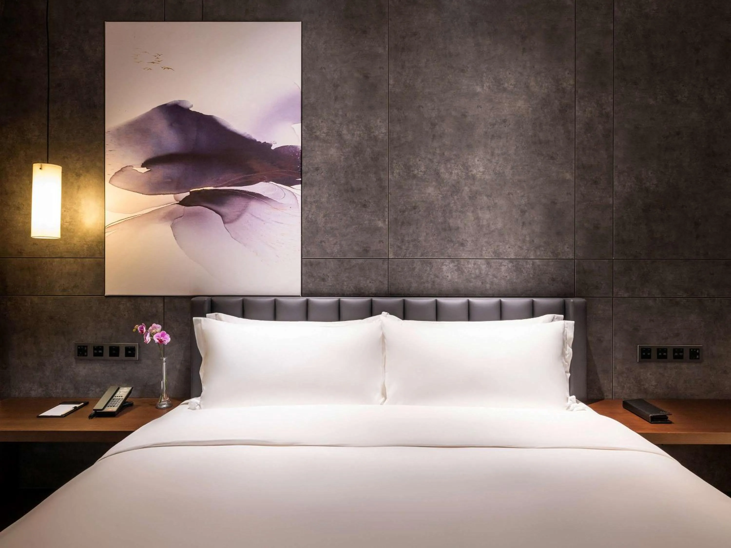 Photo of the whole room, Bed in Mercure Shenzhen Longgang