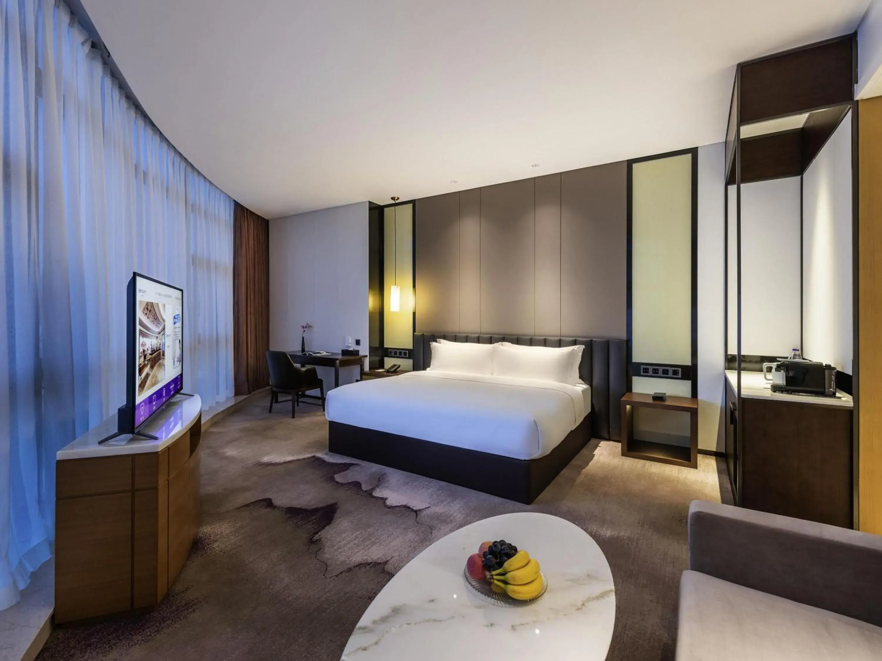 Bedroom, Bed in Mercure Shenzhen Longgang Bedroom, Bed in Mercure Shenzhen Longgang