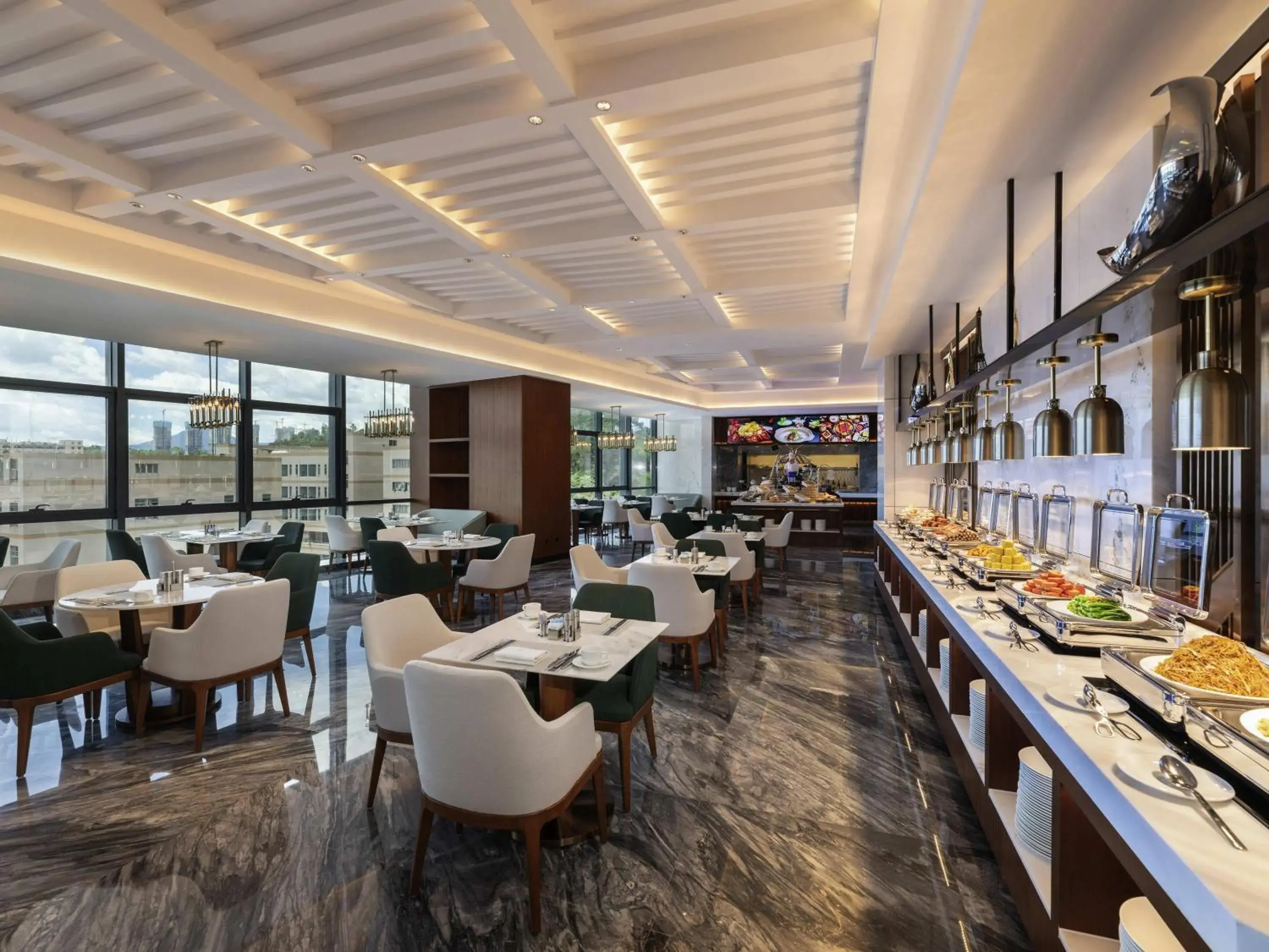 Restaurant/places to eat in Mercure Shenzhen Longgang Restaurant/places to eat in Mercure Shenzhen Longgang
