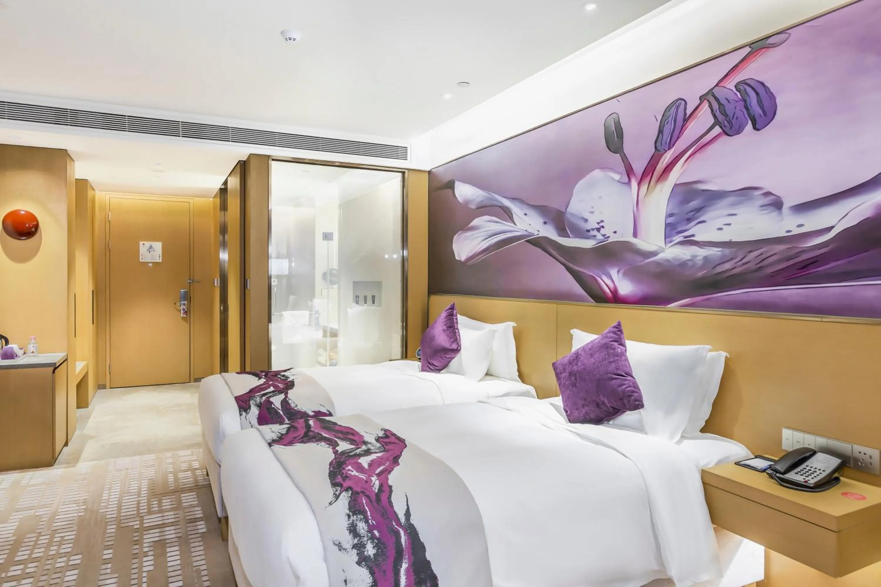 Bed in Novotel Zhengzhou Airport