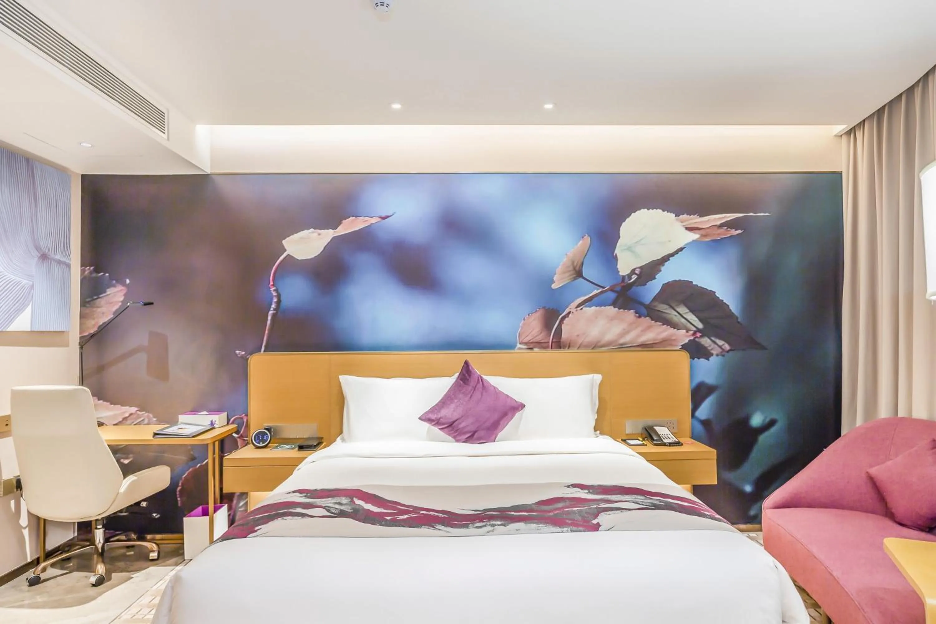 Bed in Novotel Zhengzhou Airport