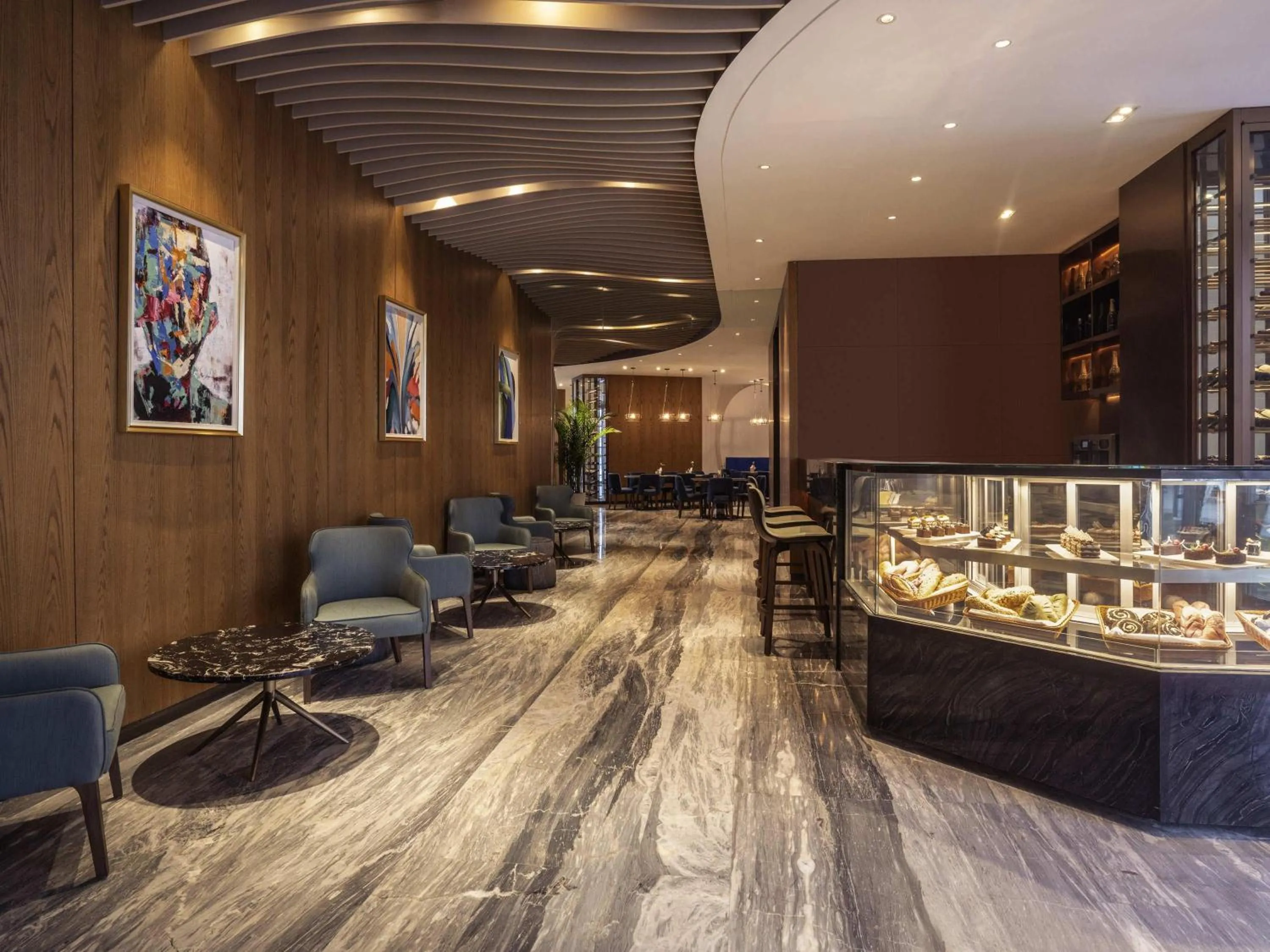 Lounge or bar in Novotel Zhengzhou Airport