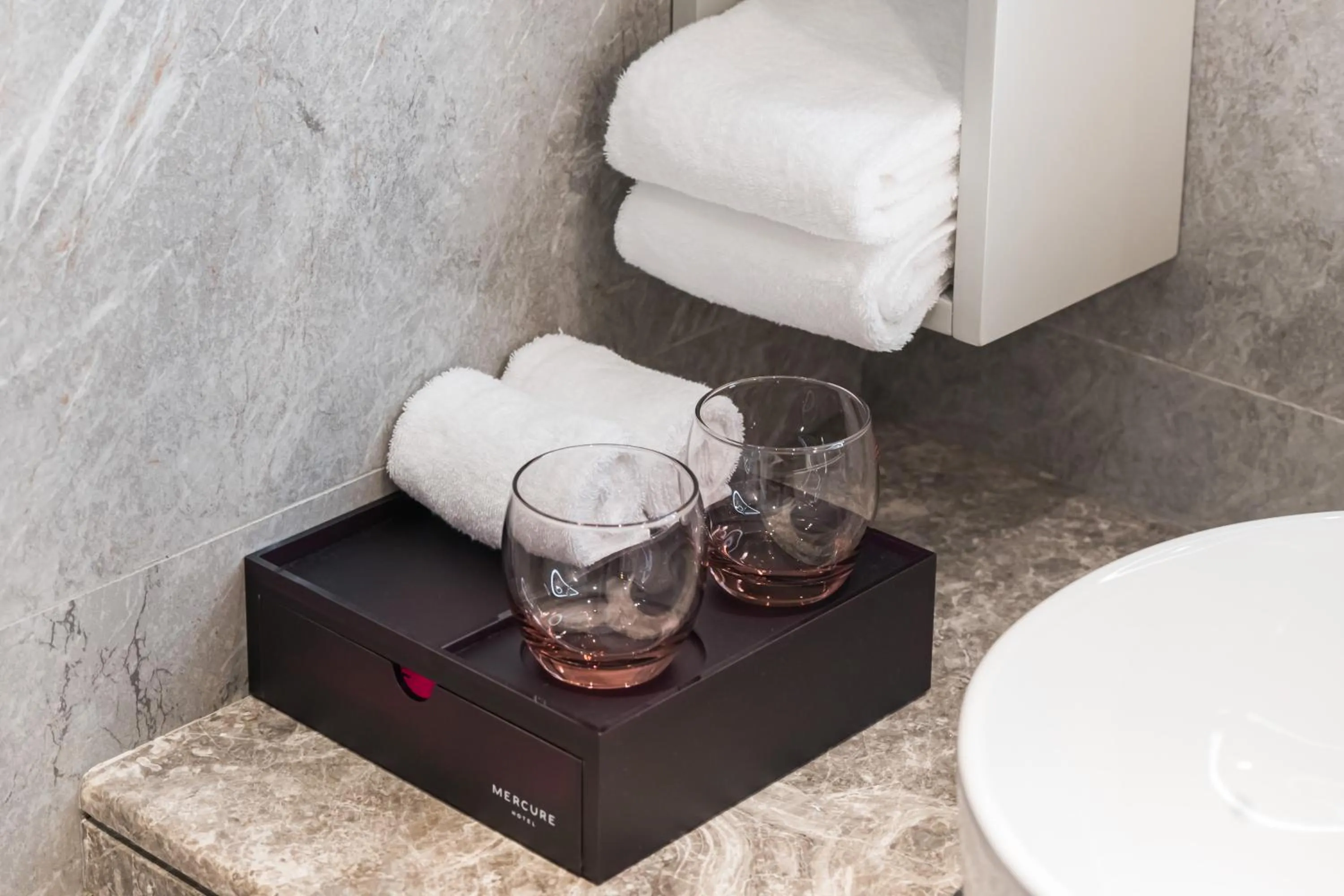 Mercure Shenzhen Sports Center Hotel