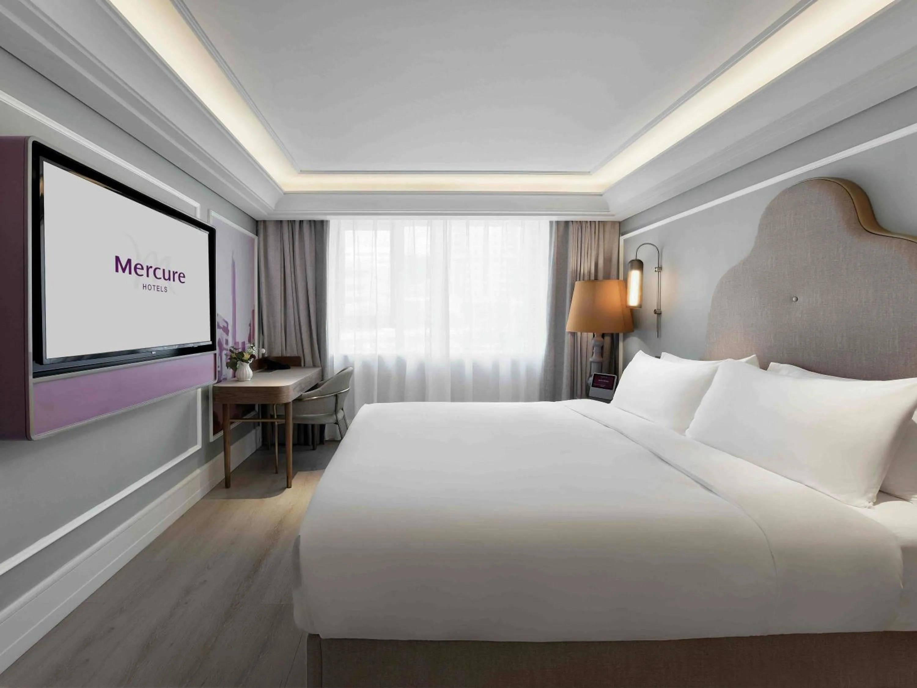 Bedroom, Bed in Mercure Shenzhen Sports Center Hotel