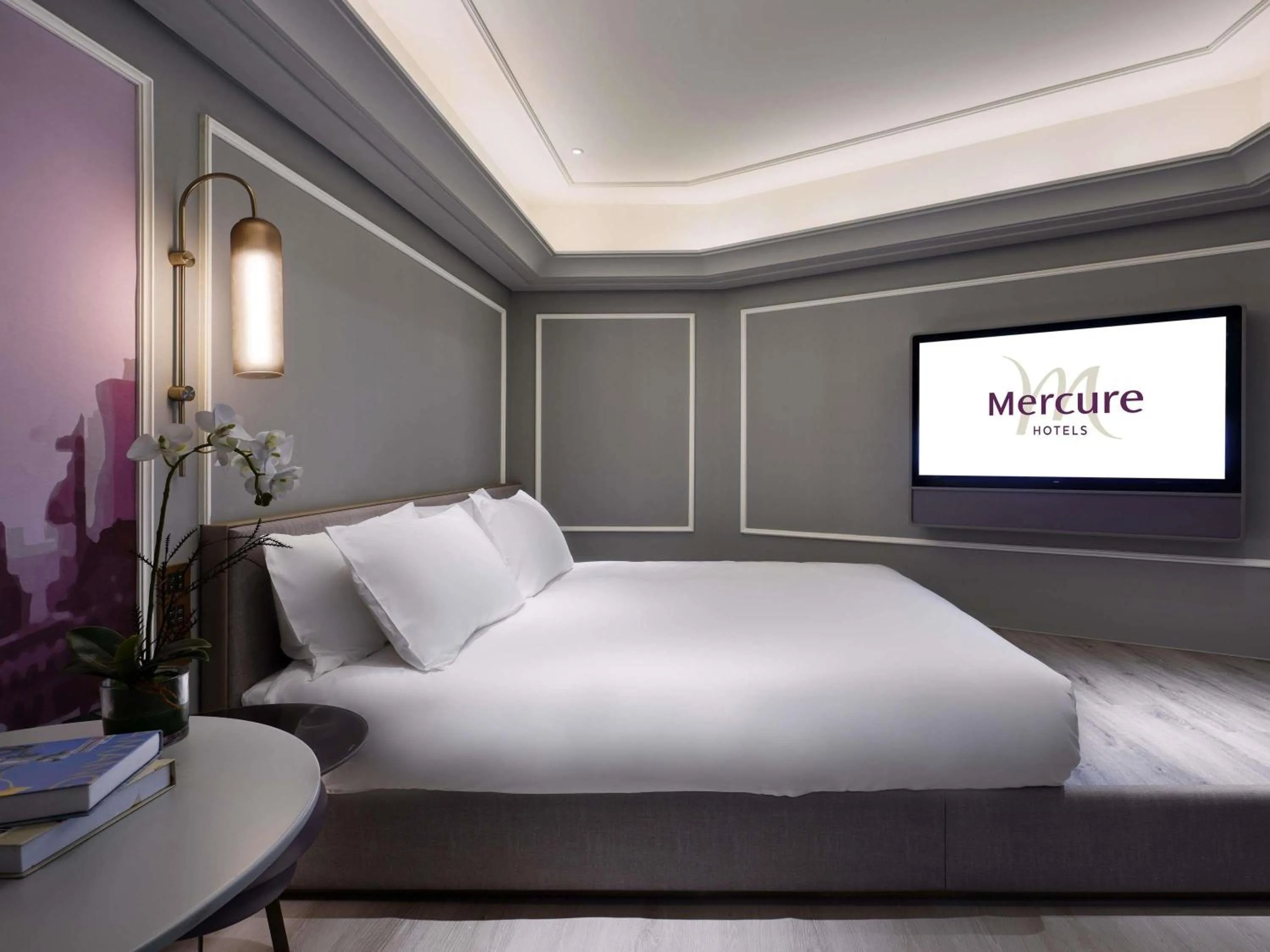Bedroom, Bed in Mercure Shenzhen Sports Center Hotel