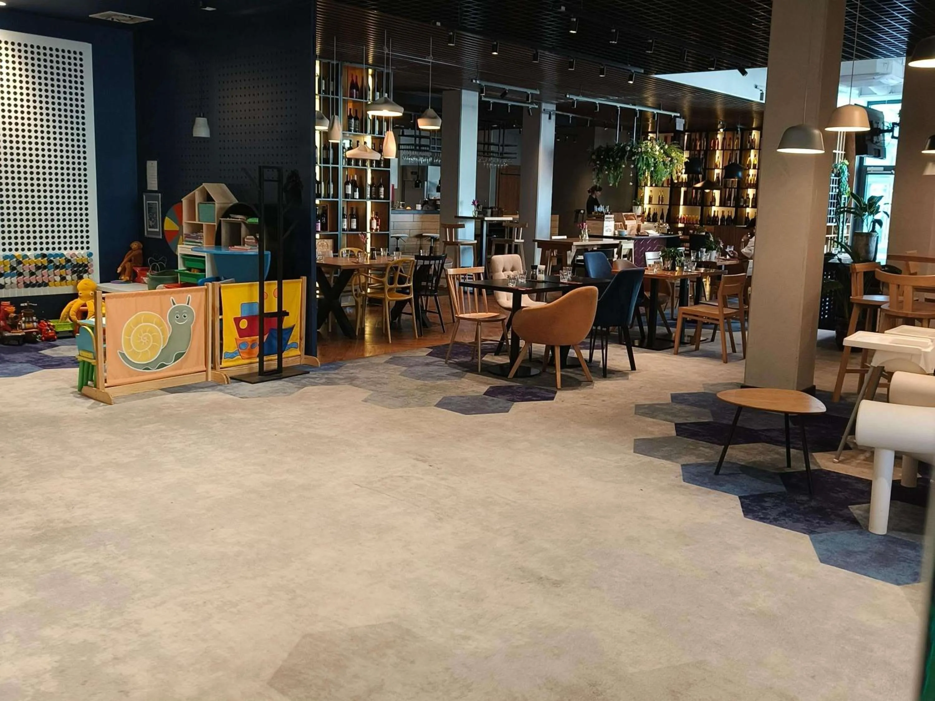 Restaurant/places to eat in ibis styles Bolesławiec