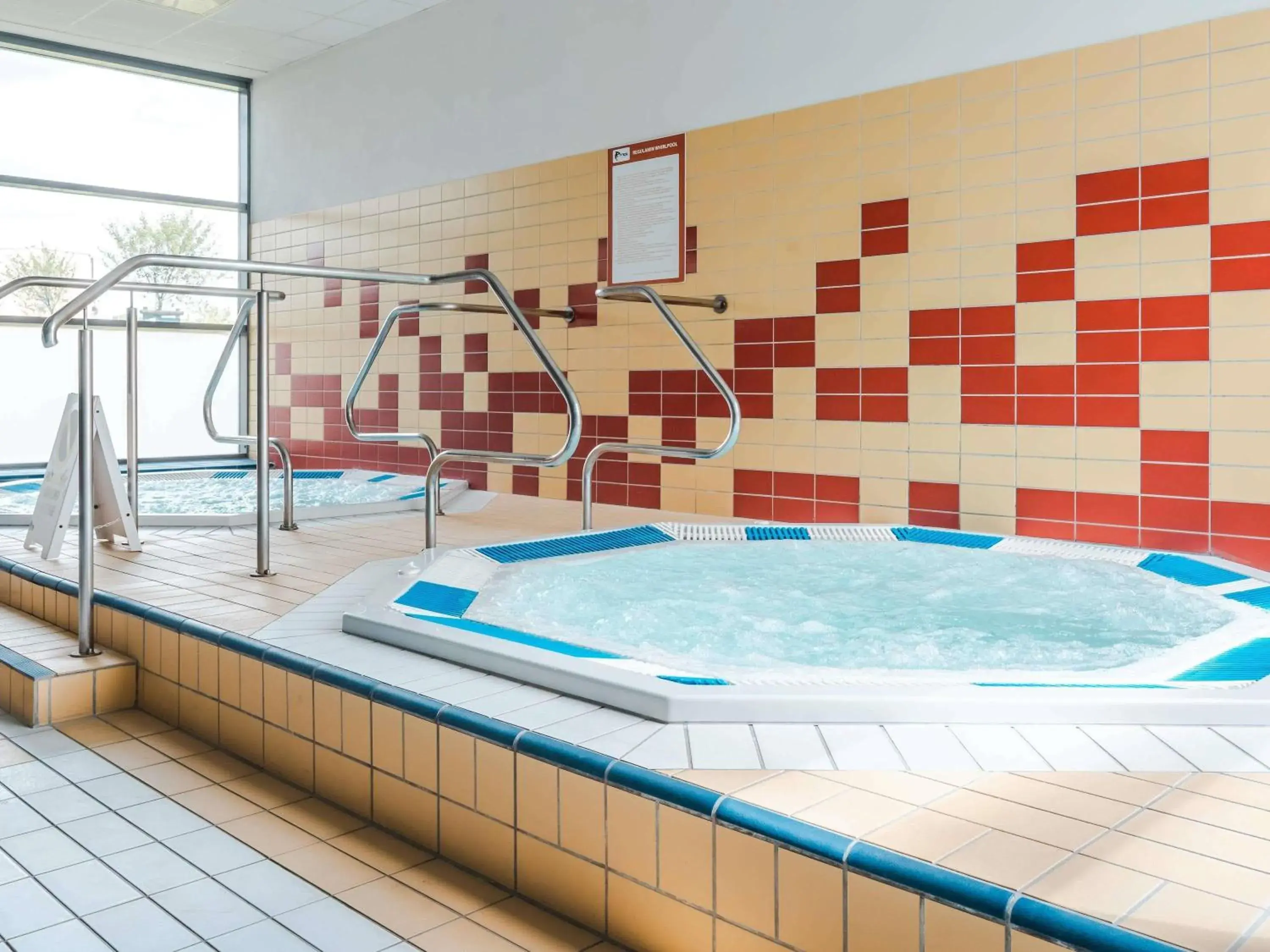 Pool view in ibis styles Bolesławiec Pool view in ibis styles Bolesławiec