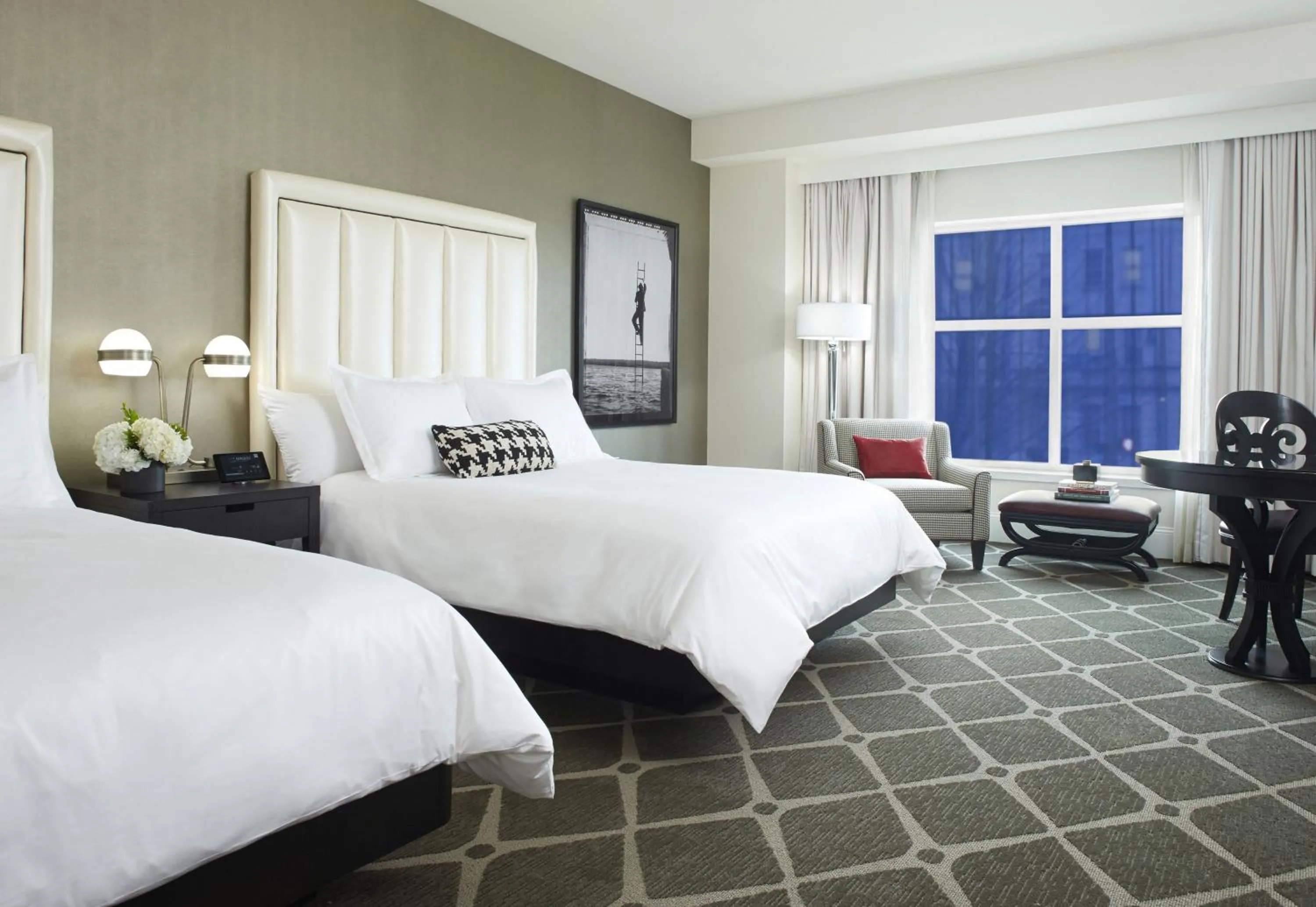 Bedroom, Bed in Hotel Commonwealth