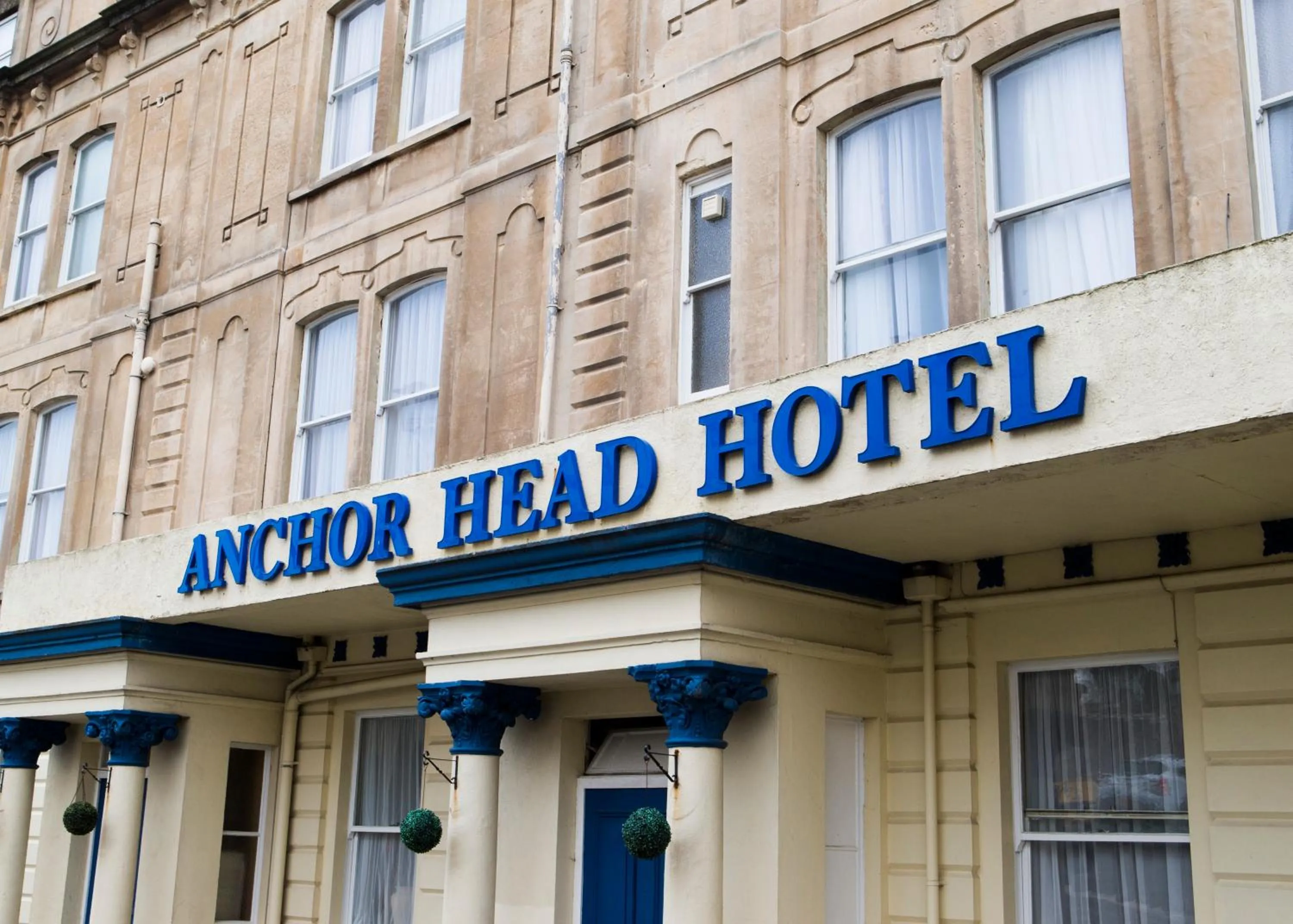 Facade/entrance in Anchor Head Hotel