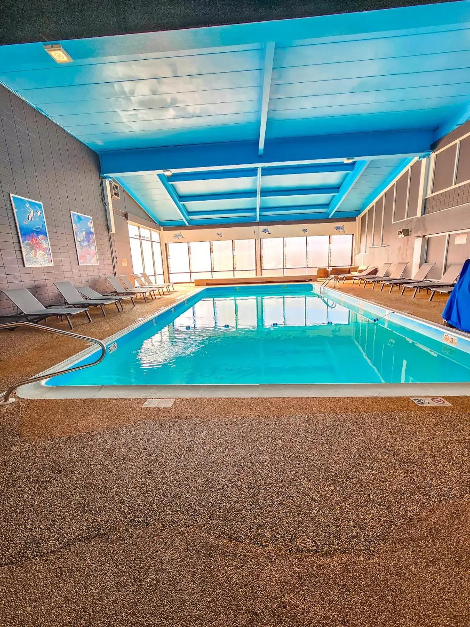 Swimming pool in Comfort Inn Hyannis - Cape Cod Swimming pool in Comfort Inn Hyannis - Cape Cod
