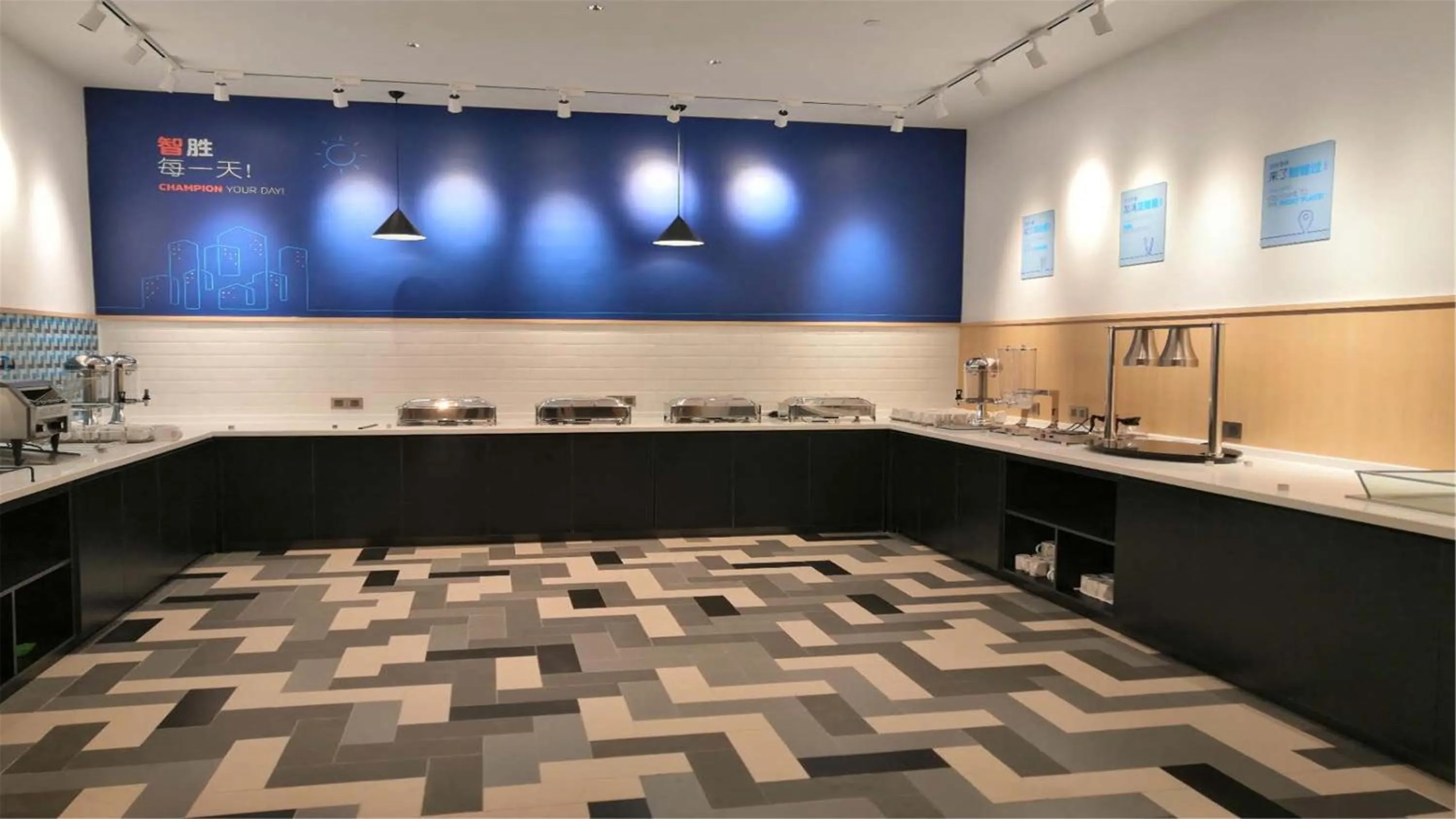 Buffet breakfast in Holiday Inn Express Jiangmen Jianghai by IHG