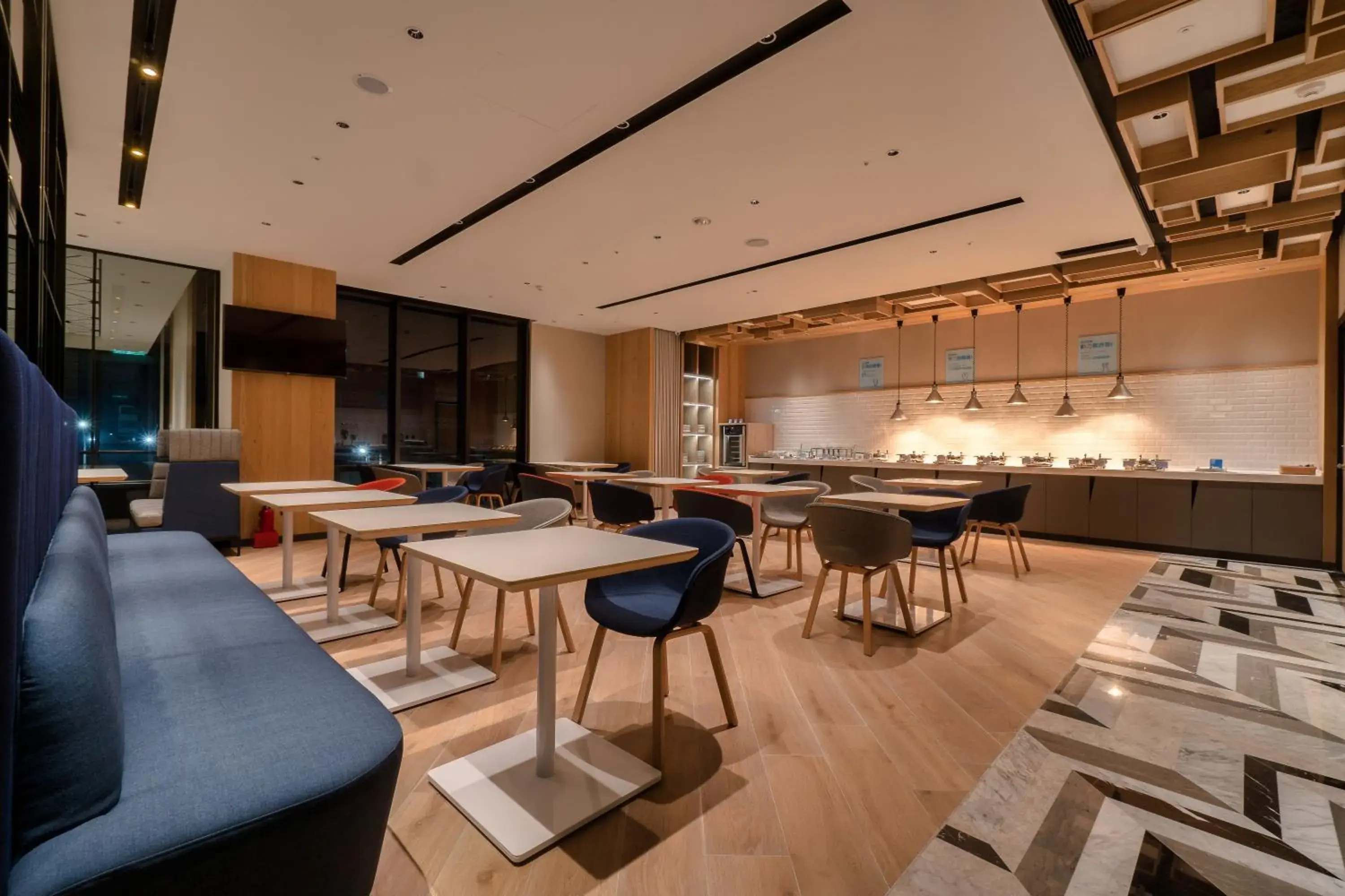 Restaurant/places to eat in Holiday Inn Express Chiayi by IHG Restaurant/places to eat in Holiday Inn Express Chiayi by IHG