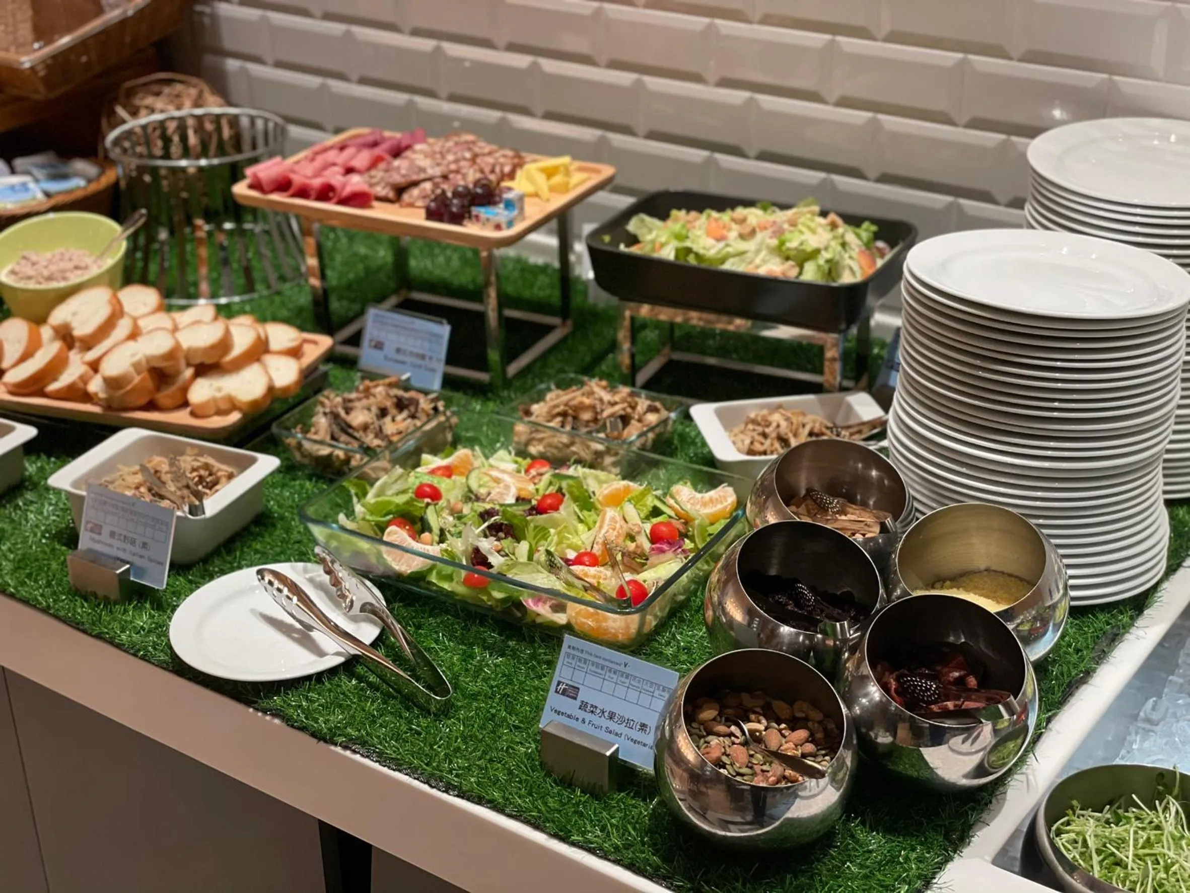 Breakfast in Holiday Inn Express Chiayi by IHG