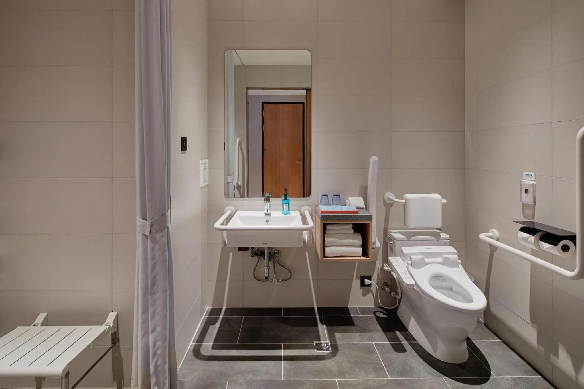 Toilet in Holiday Inn Express Chiayi by IHG