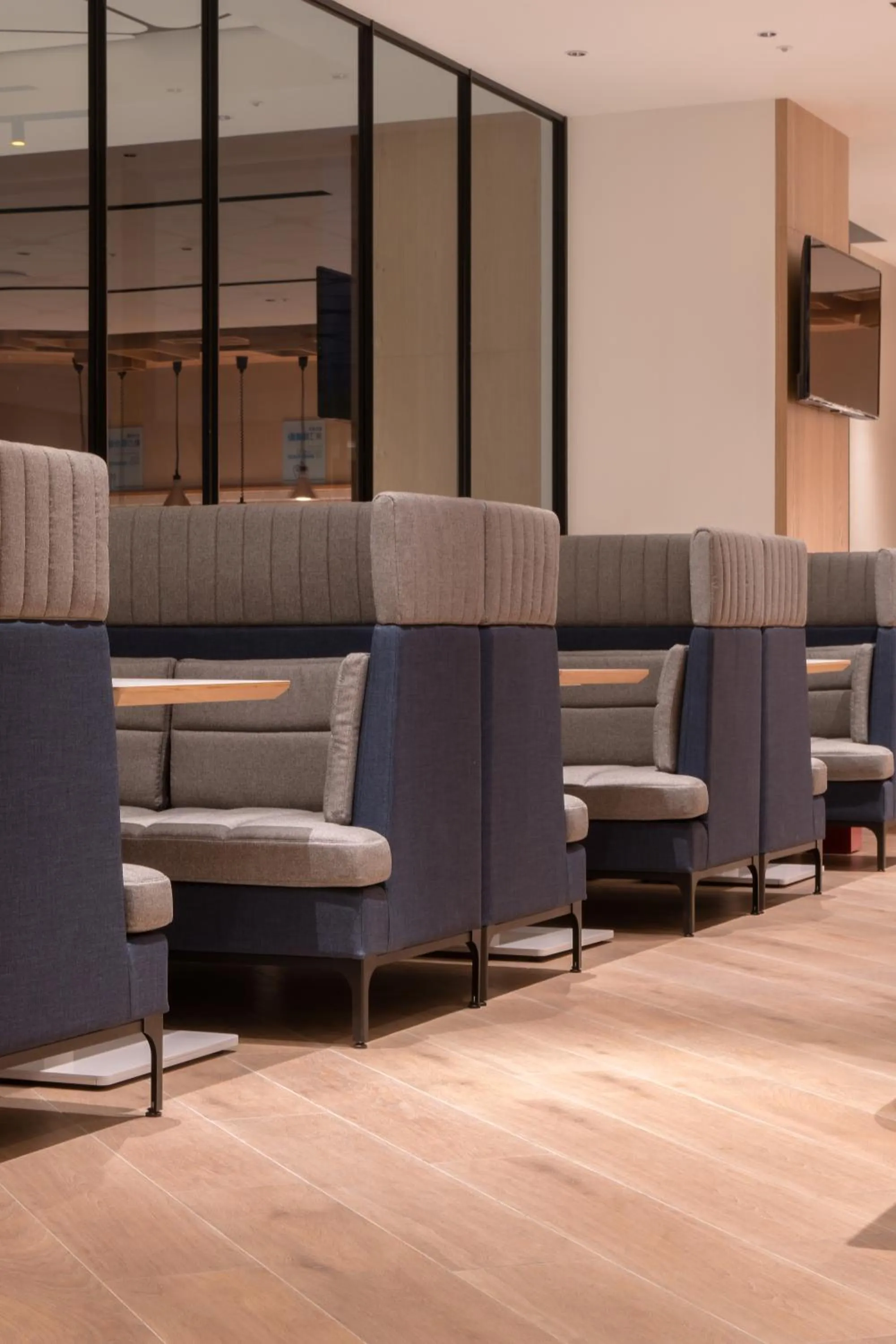 Dining area in Holiday Inn Express Chiayi by IHG