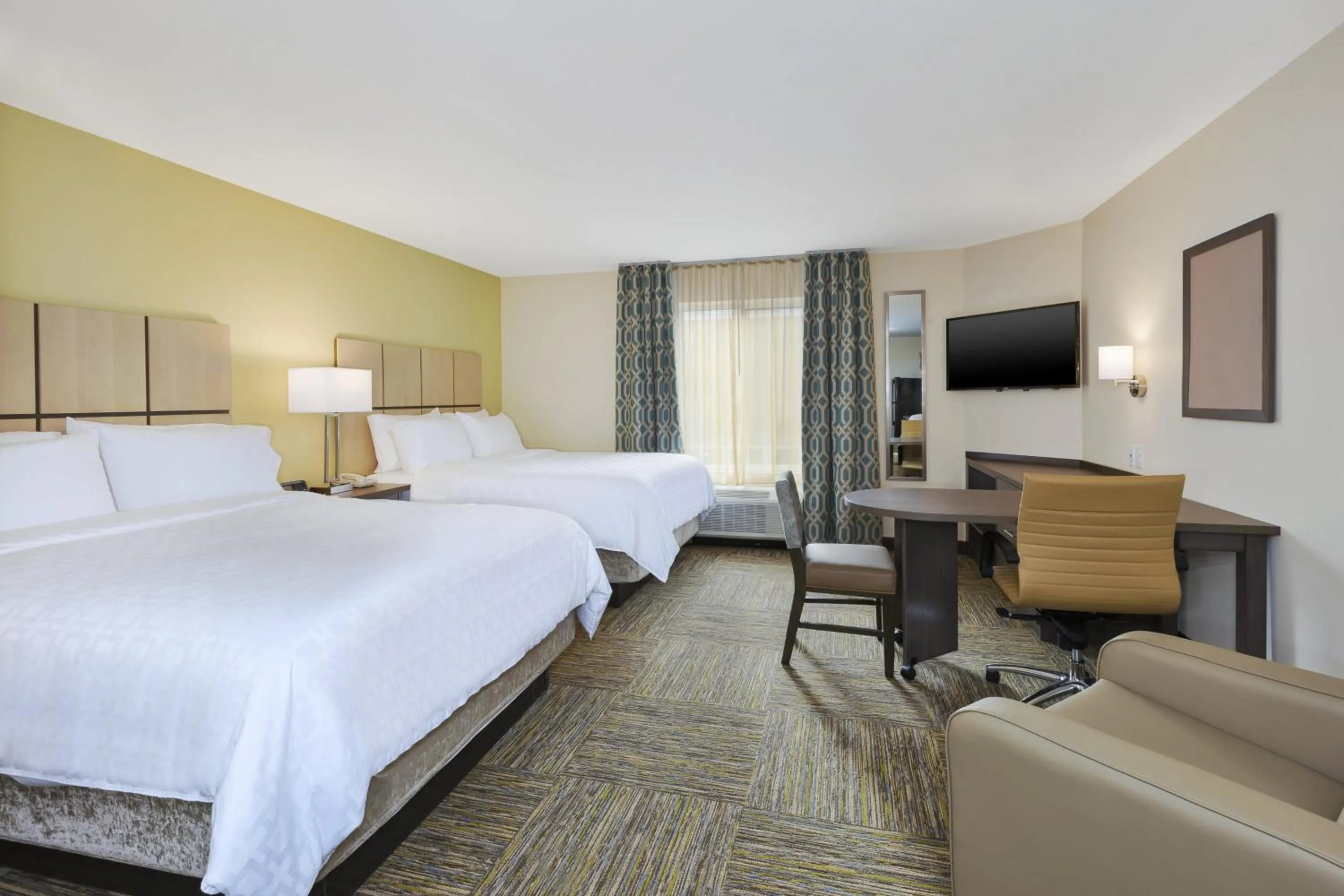 Photo of the whole room, Bed in Candlewood Suites Louisville - NE Downtown Area by IHG