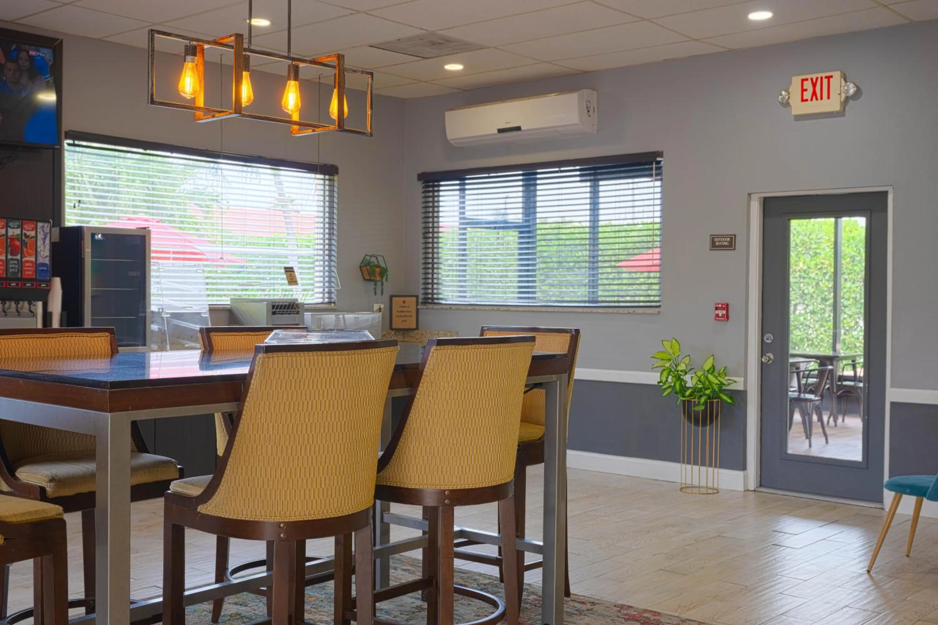 Breakfast in Fairway Inn Florida City Homestead Everglades