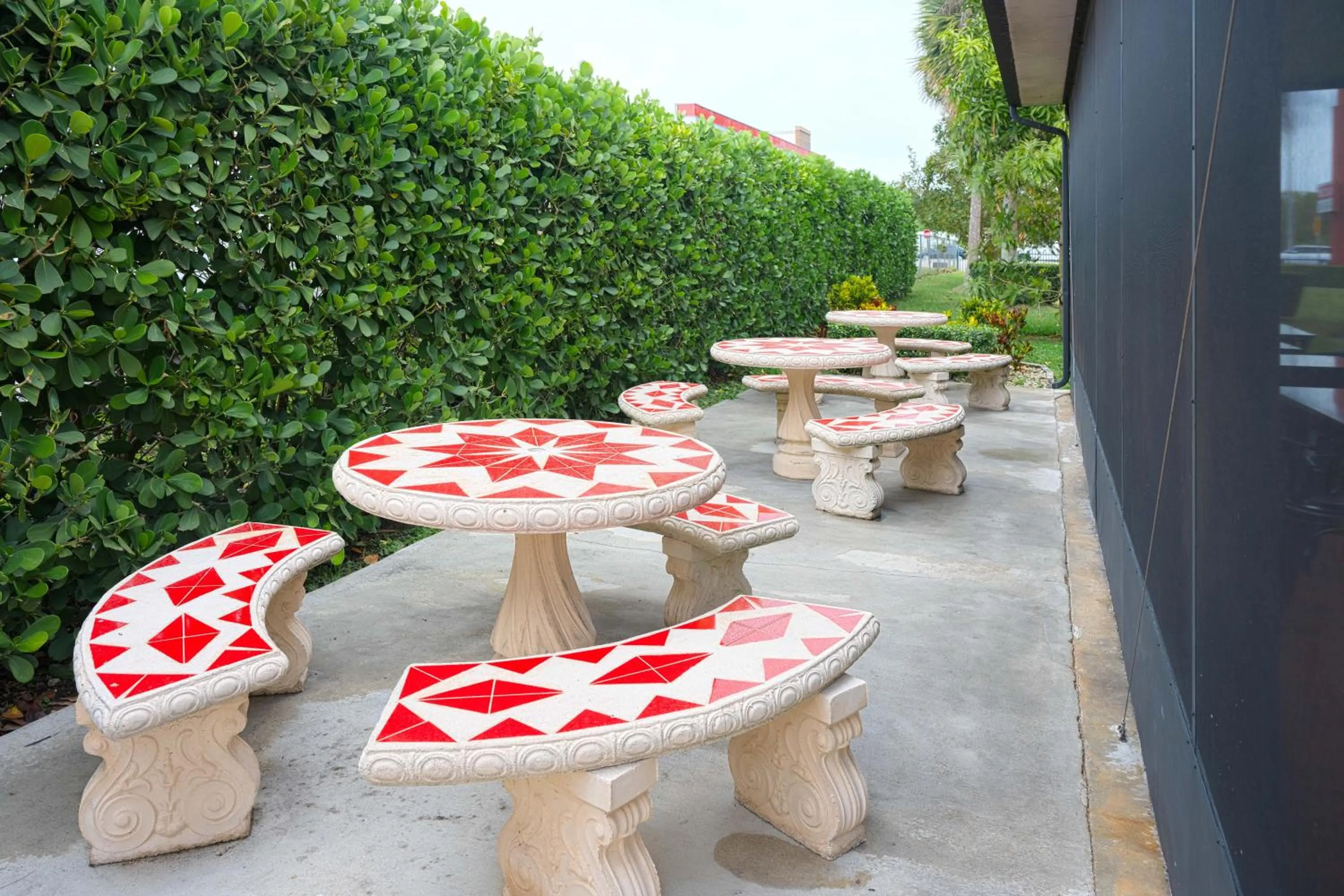 Property building in Fairway Inn Florida City Homestead Everglades