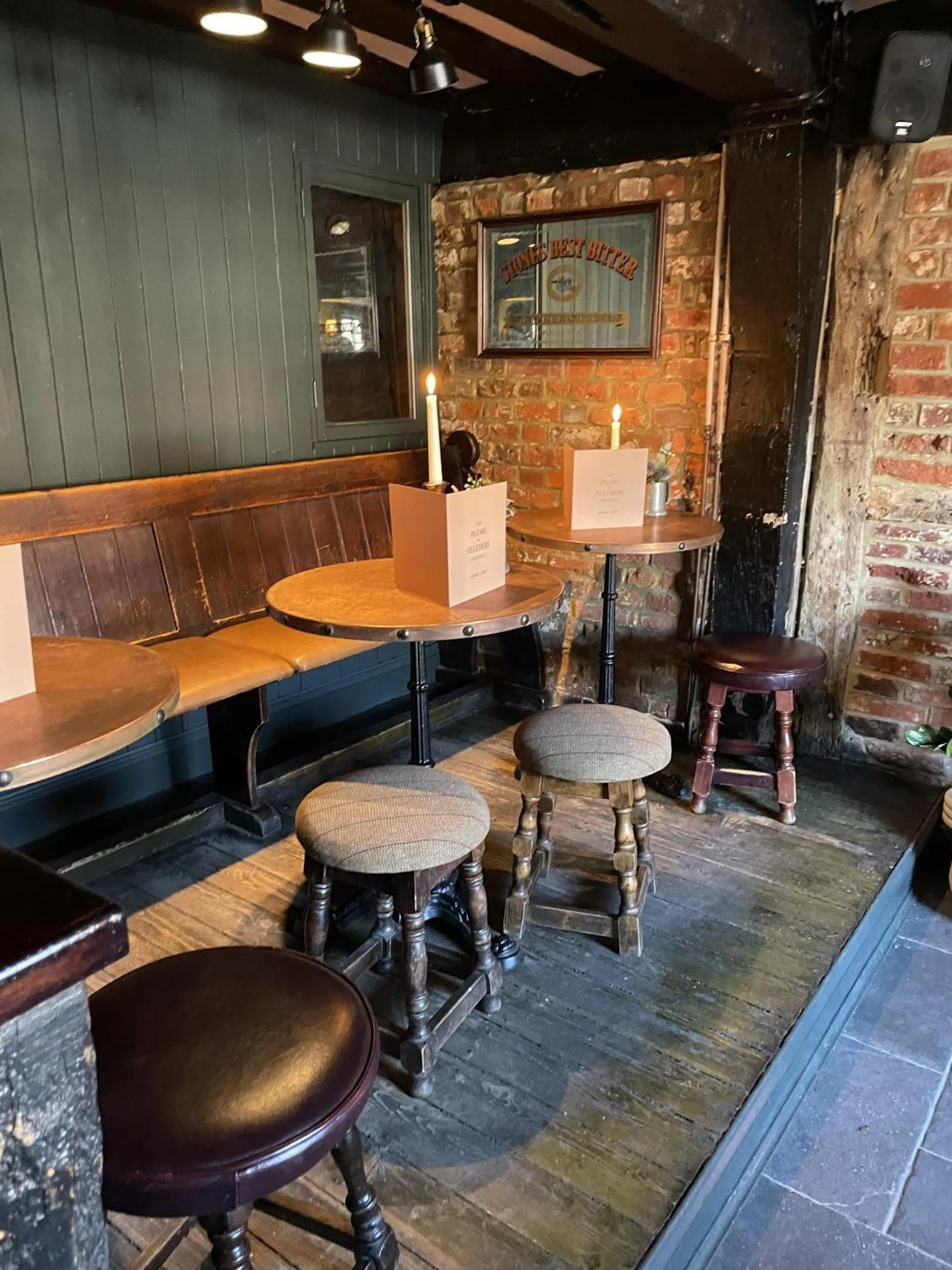 Lounge or bar in The Plume of Feathers