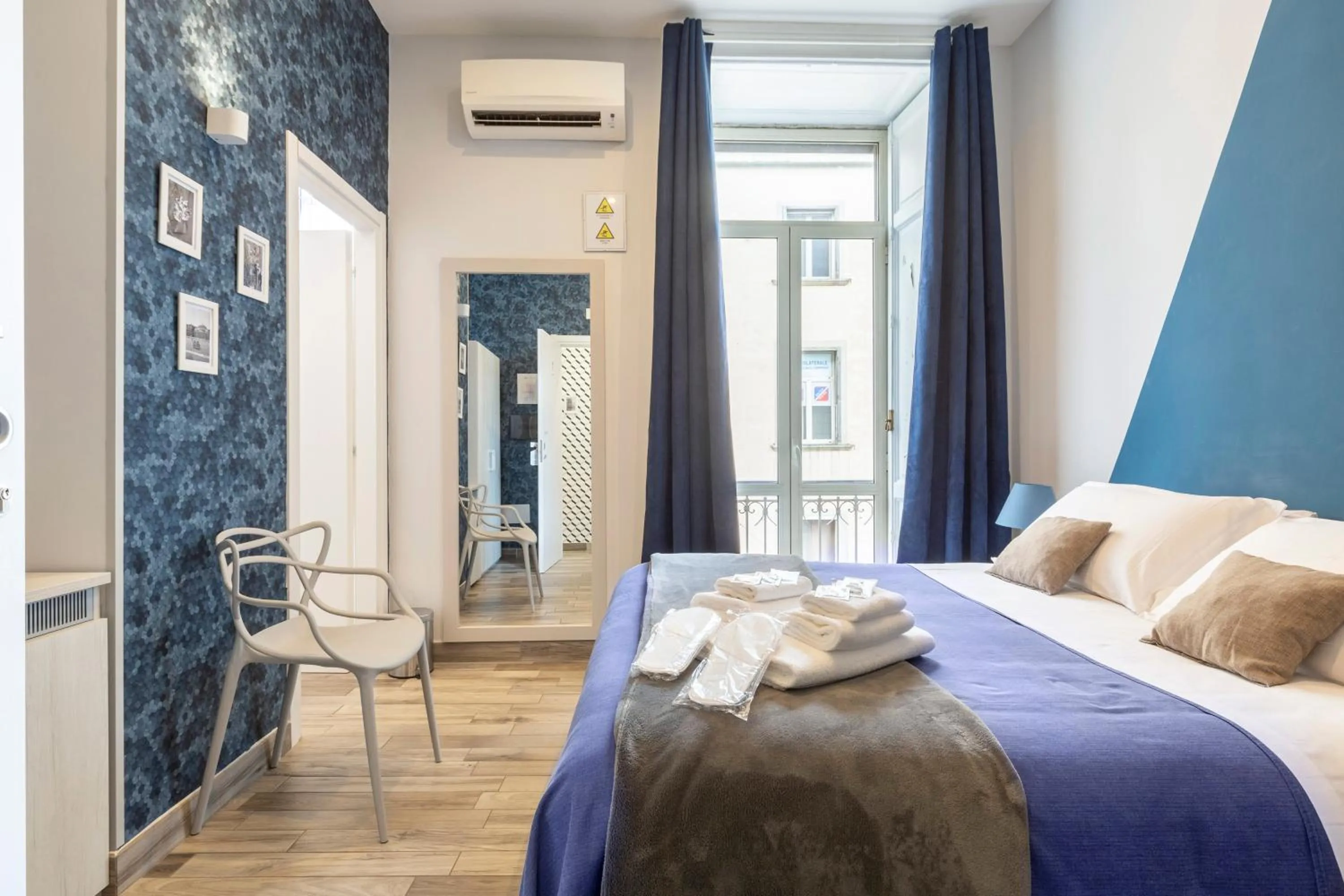 Balcony/Terrace, Bed in Scaramantico Rooms