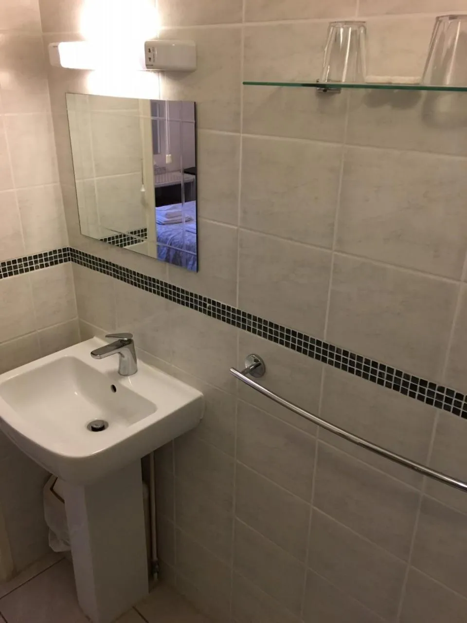 Bathroom in Bella Vista Hotel