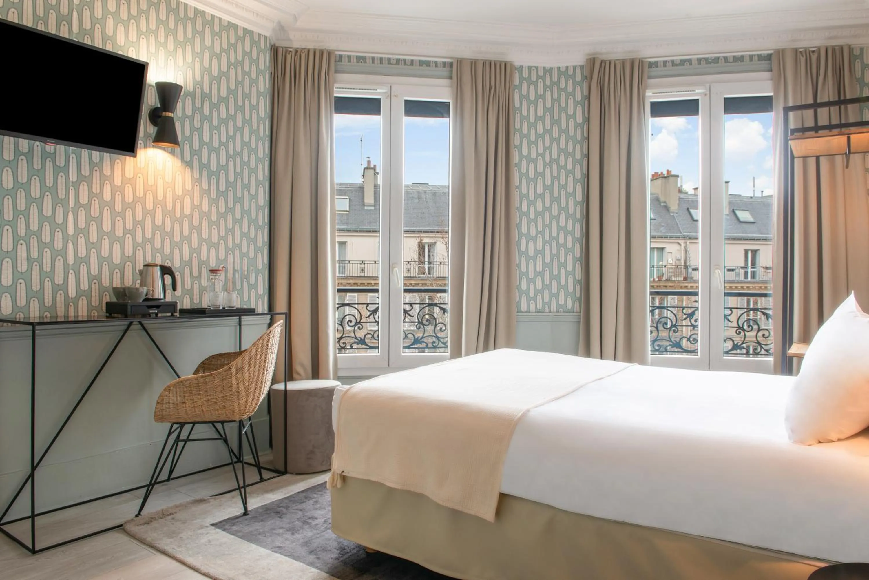 Photo of the whole room, Bed in Hôtel Avama Prony