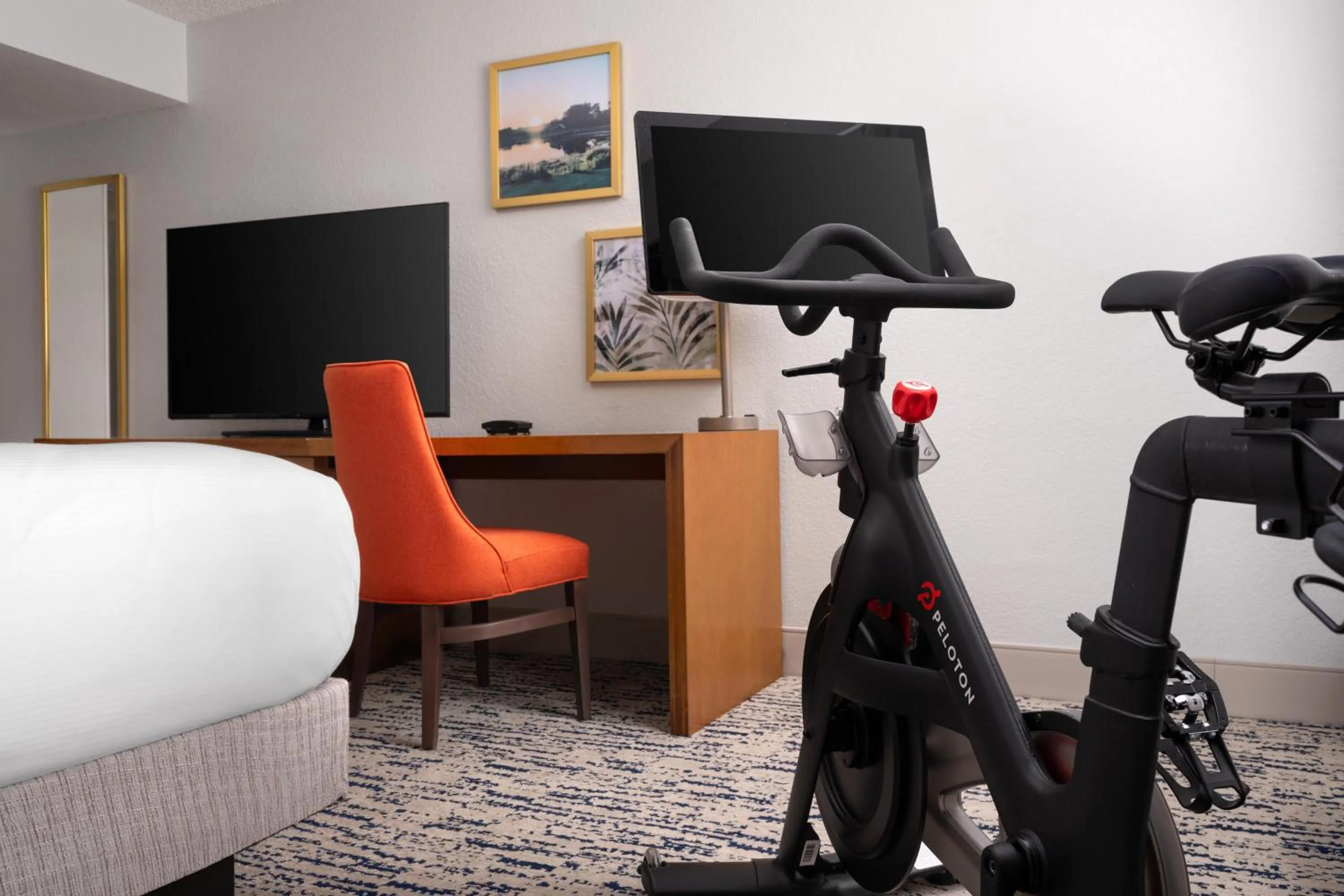 Bedroom in DoubleTree by Hilton Gainesville