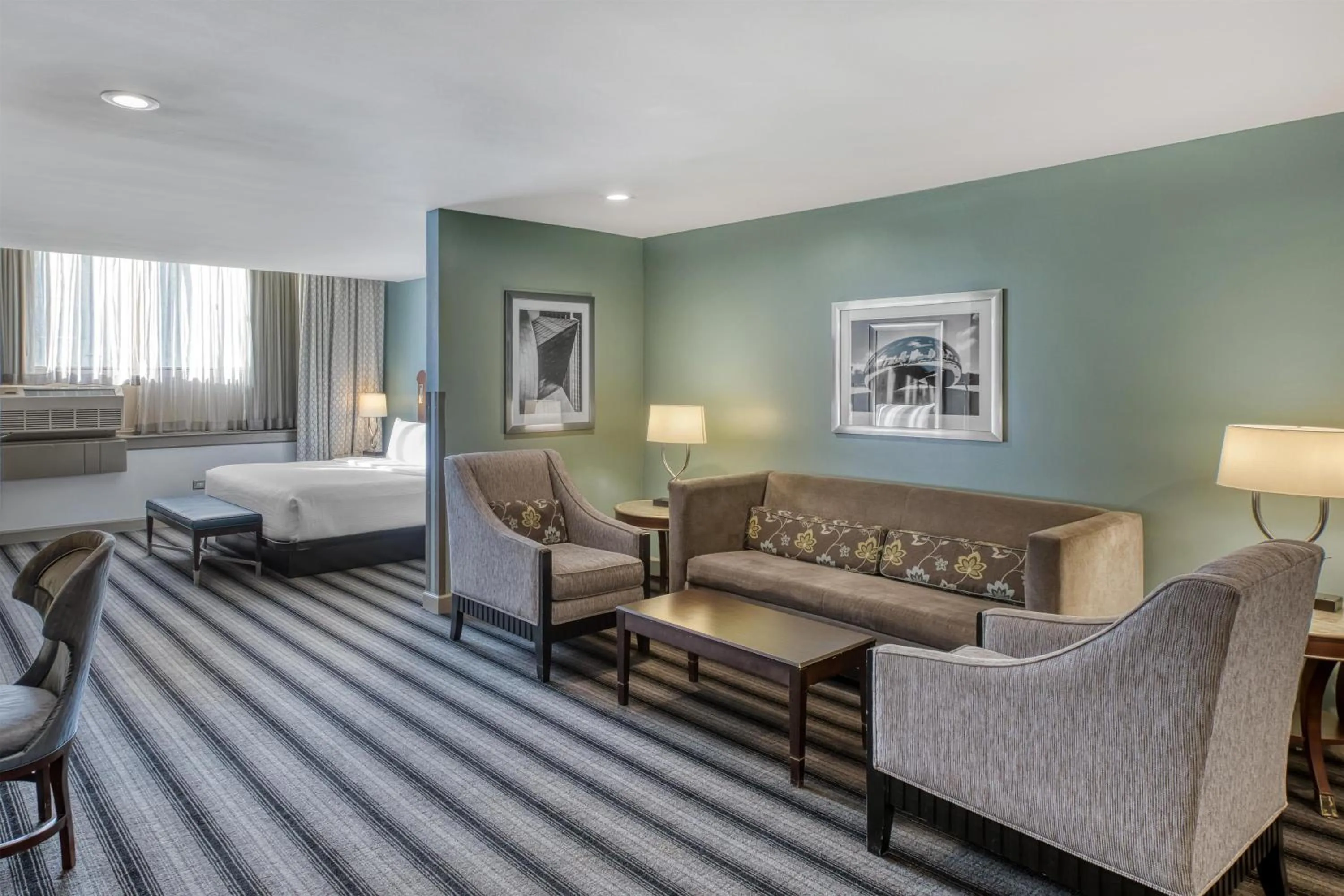 Bedroom, Bed in Best Western Chicago Downtown-River North