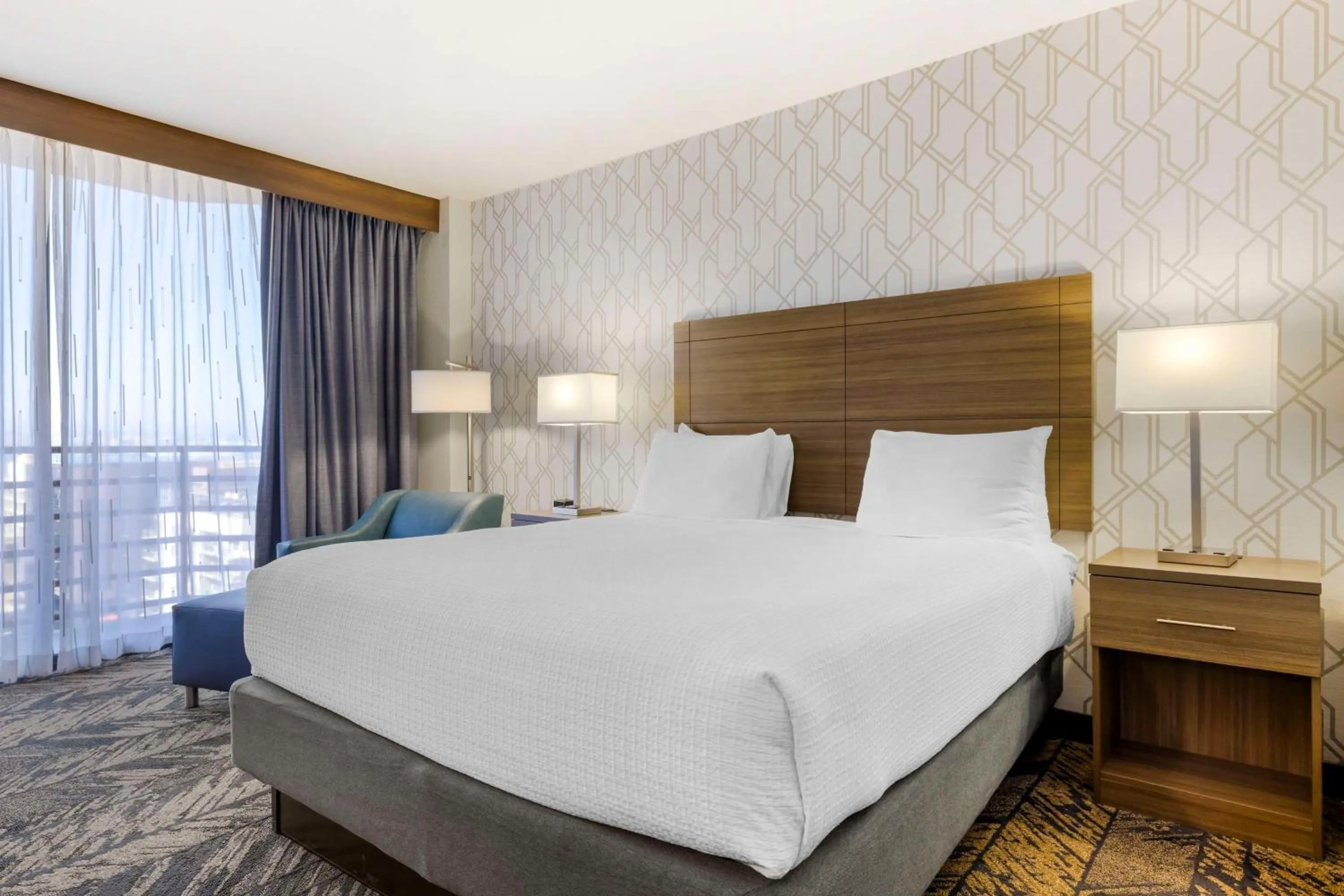 Bedroom, Bed in Best Western Plus Bayside Inn