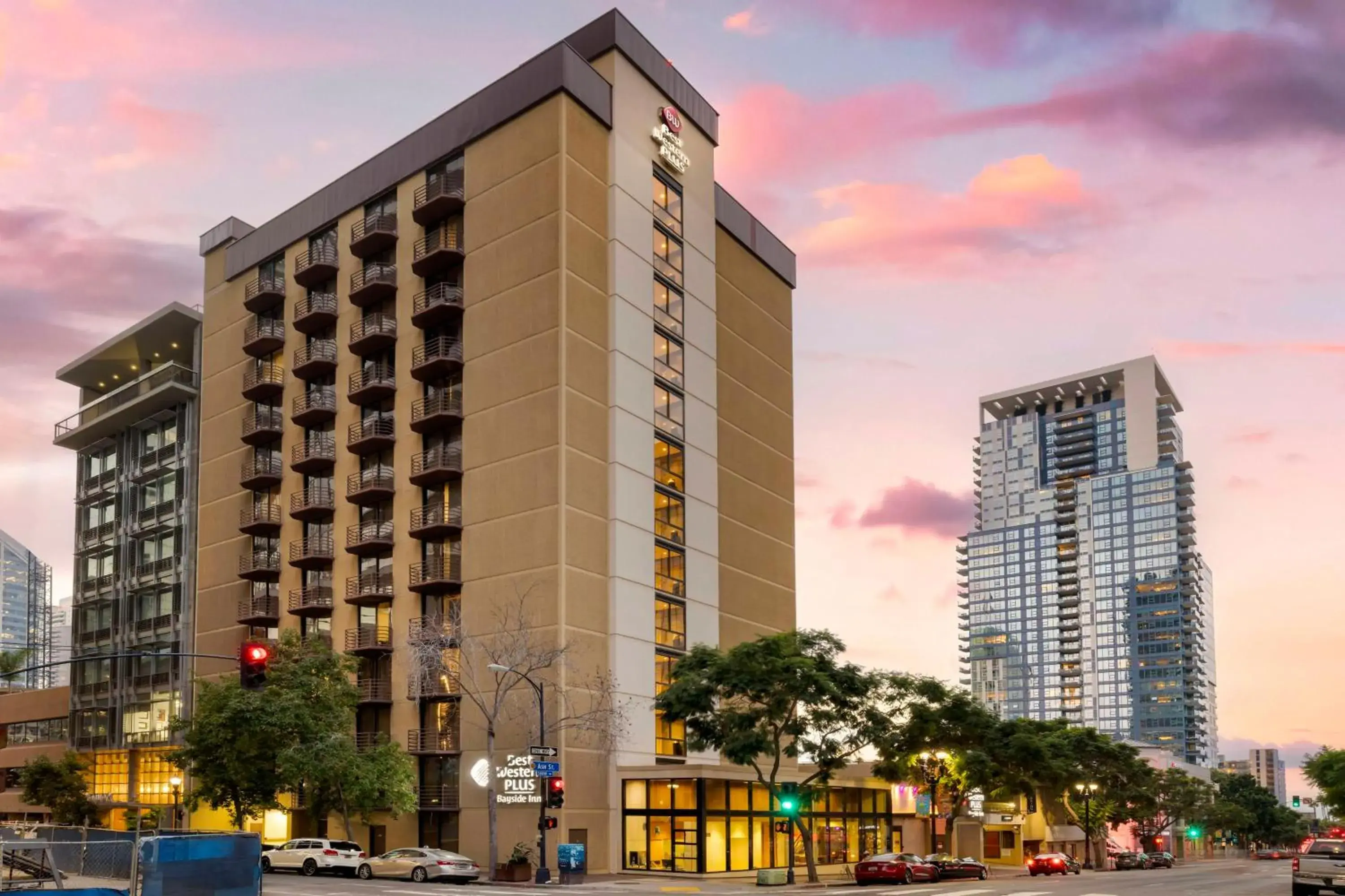 Property building in Best Western Plus Bayside Inn Property building in Best Western Plus Bayside Inn