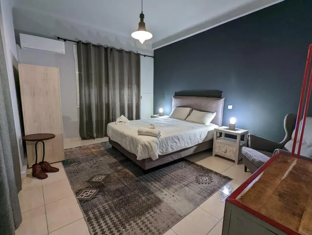 Two-Bedroom Apartment in Rock, few steps from Acropolis rocks! Two-Bedroom Apartment in Rock, few steps from Acropolis rocks!