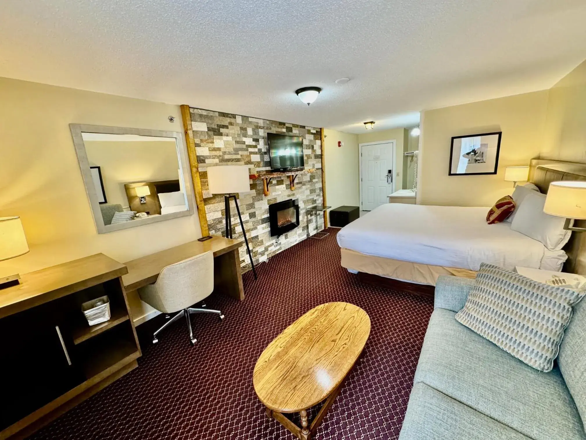 Breakfast, Bed in Merrill Farm Inn Breakfast, Bed in Merrill Farm Inn