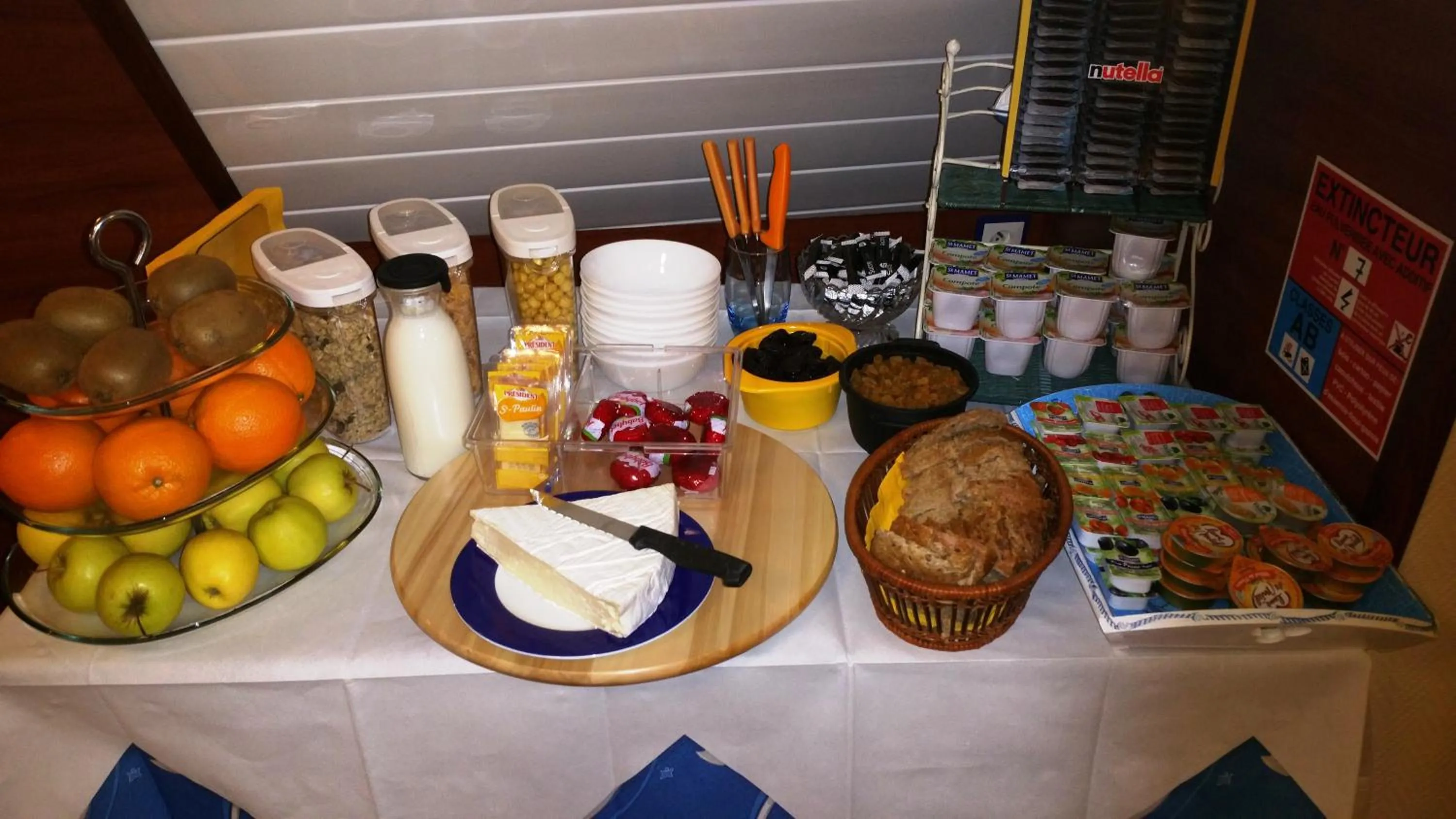 Food in Hotel De La Mer