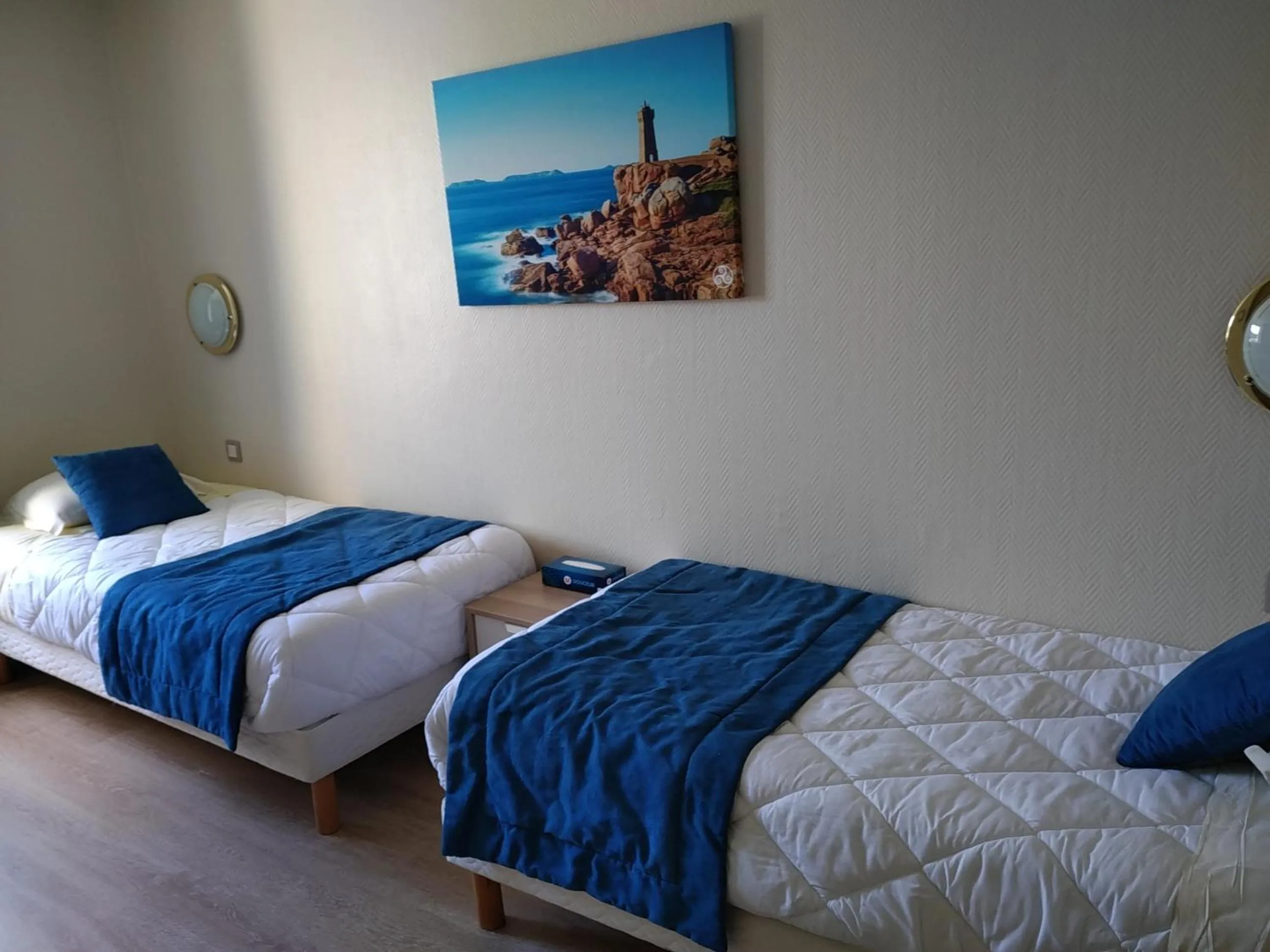 Bed in Hotel De La Mer