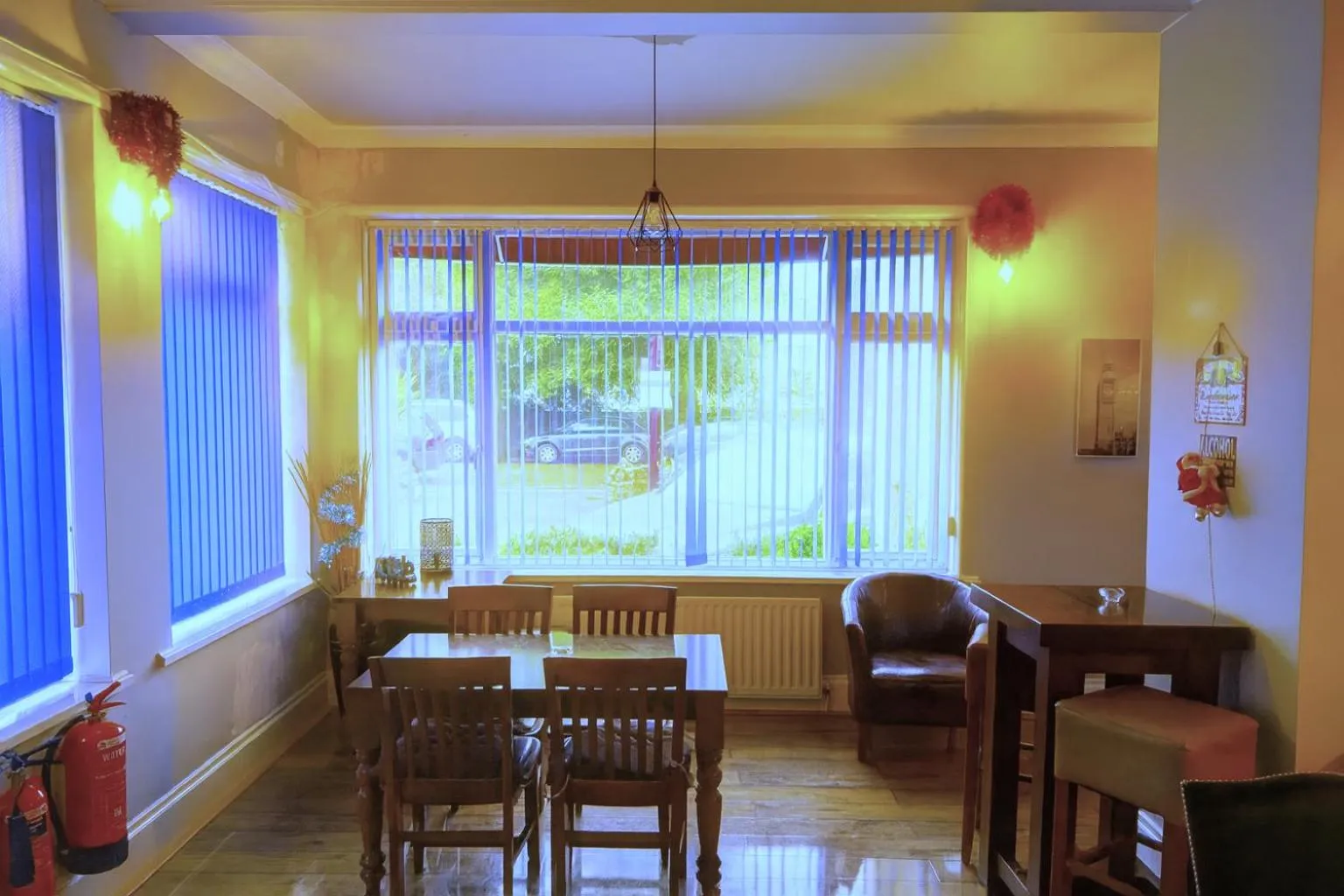 Lounge or bar in Cecil Court Hotel