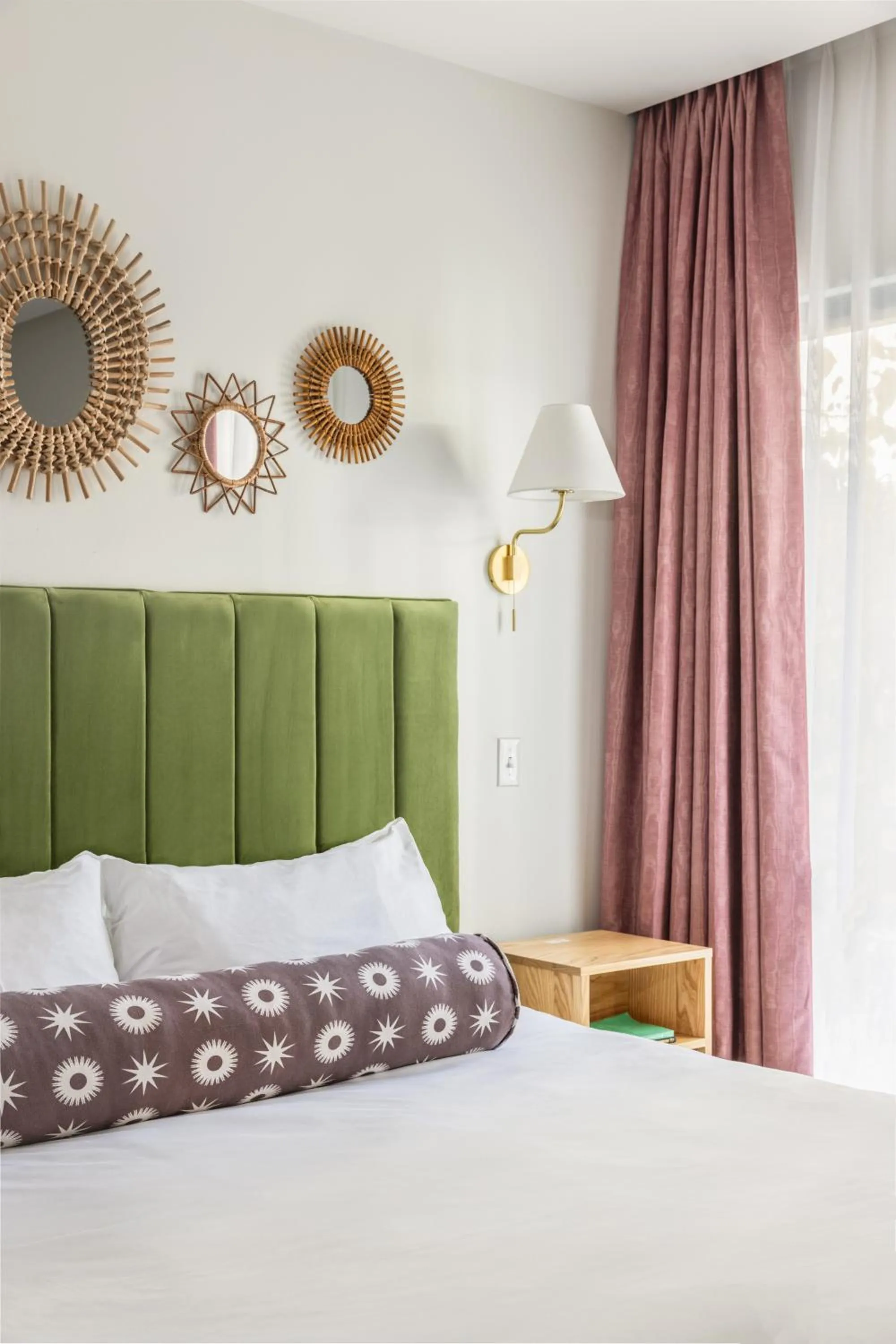 Bed in Bradford House, a Member of Design Hotels