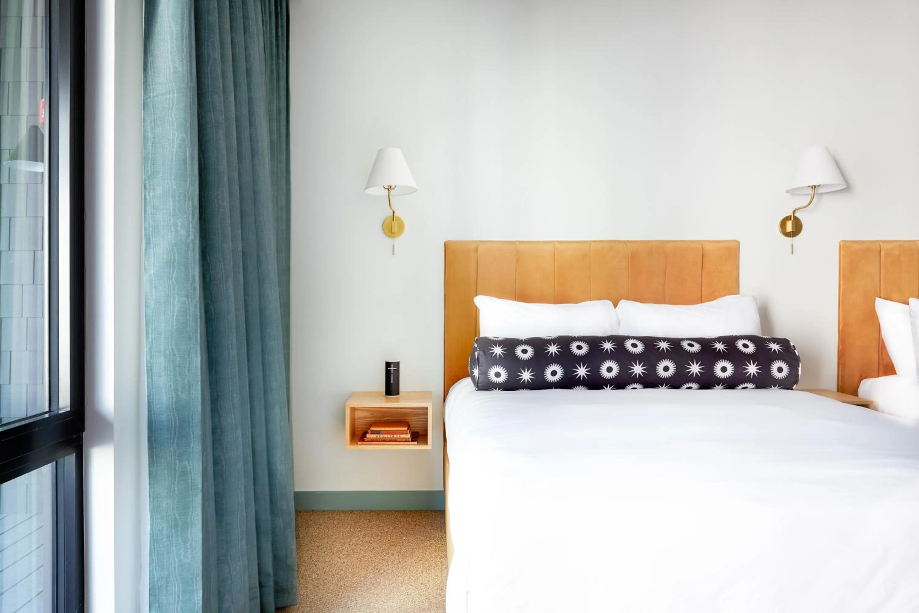 Bed in Bradford House, a Member of Design Hotels