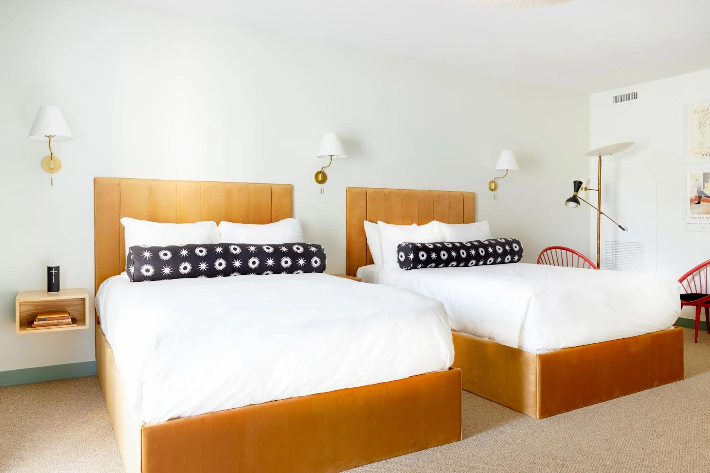 Bed in Bradford House, a Member of Design Hotels