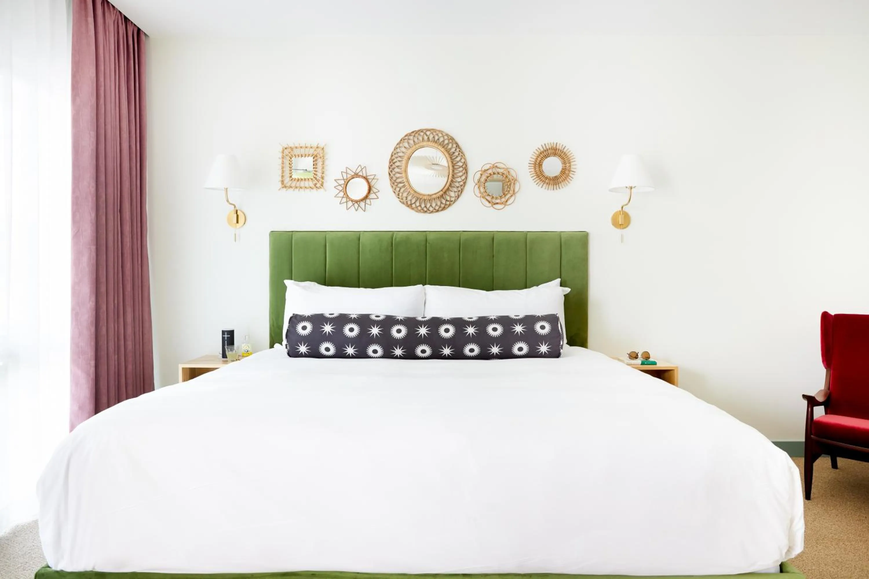 Bed in Bradford House, a Member of Design Hotels