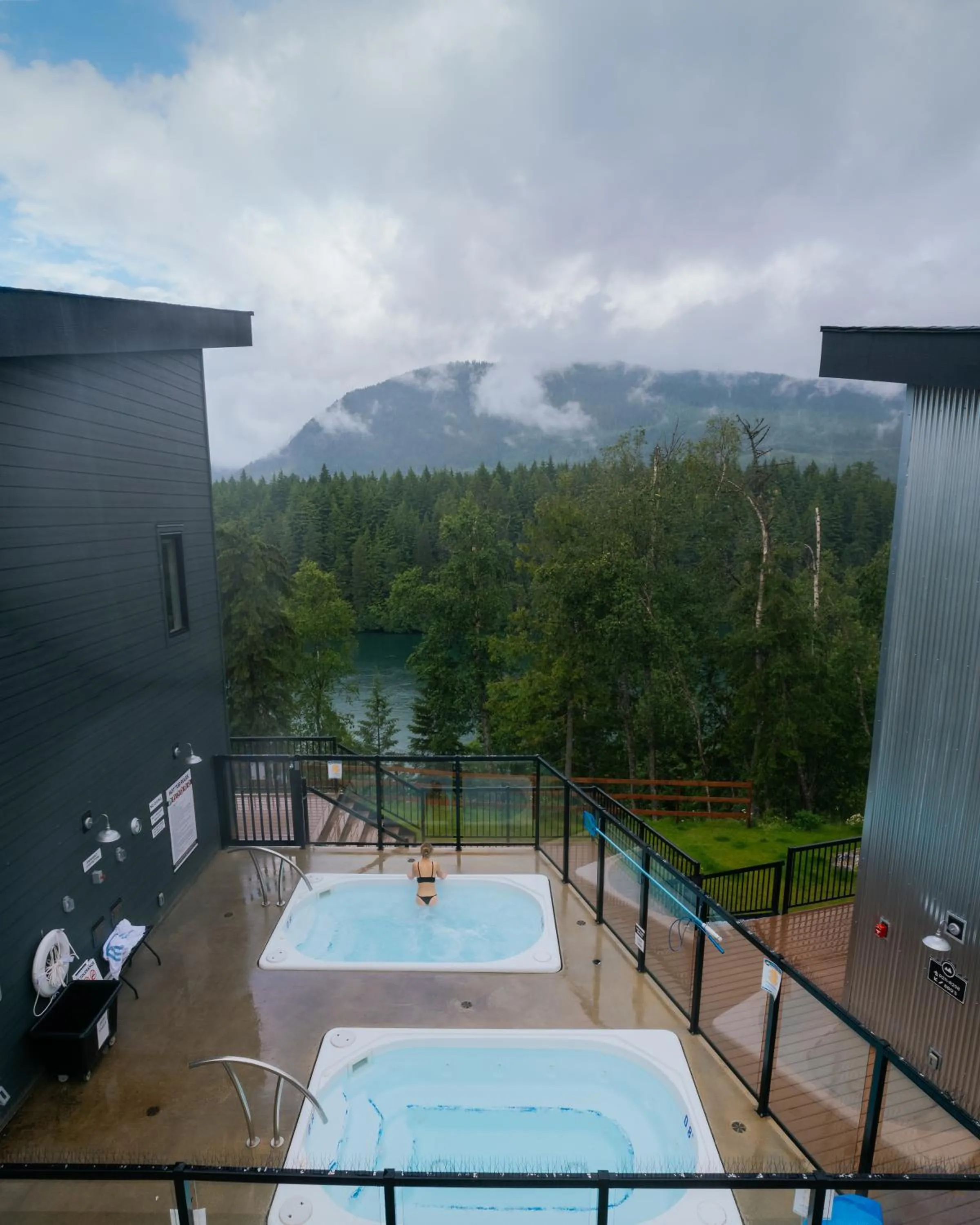 Hot Tub in Basecamp Resorts Revelstoke
